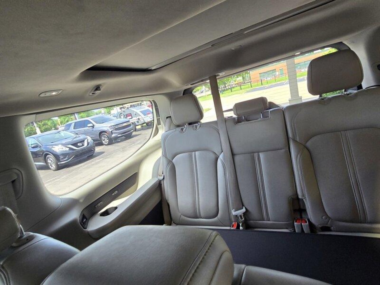 2023 Bright White Clear Coat Jeep Wagoneer Series III (1C4SJVDP4PS) with an Hurricane 3.0L Twin Turbo I6 420hp 468ft. lbs. engine, Automatic transmission, located at 25355 Eames Street, Channahon, IL, 60410, (815) 467-1807, 41.429108, -88.228432 - The 2023 Jeep Wagoneer Series III offers a blend of powerful performance, refined luxury, and advanced technology. Equipped with a Hurricane 3.0L Twin Turbo I6 engine, it delivers 420 horsepower and 468 ft-lbs of torque, providing confident acceleration and smooth driving dynamics. The factory defau- Photo#32