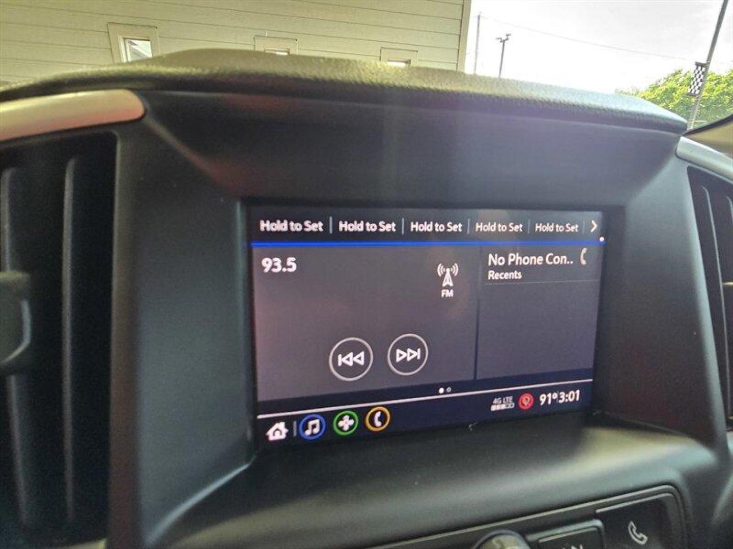 2021 Summit White GMC Terrain SLE (3GKALTEV5ML) with an 1.5L Turbo I4 170hp 203ft. lbs. engine, Automatic transmission, located at 25355 Eames Street, Channahon, IL, 60410, (815) 467-1807, 41.429108, -88.228432 - The 2021 GMC Terrain SLE is equipped with a 1.5L Turbo I4 engine delivering 170 horsepower and 203 lb.-ft. of torque, offering a balanced combination of performance and efficiency. Finished in Summit White, this Terrain features a sleek exterior complemented by a Jet Black interior, providing a mode- Photo#15