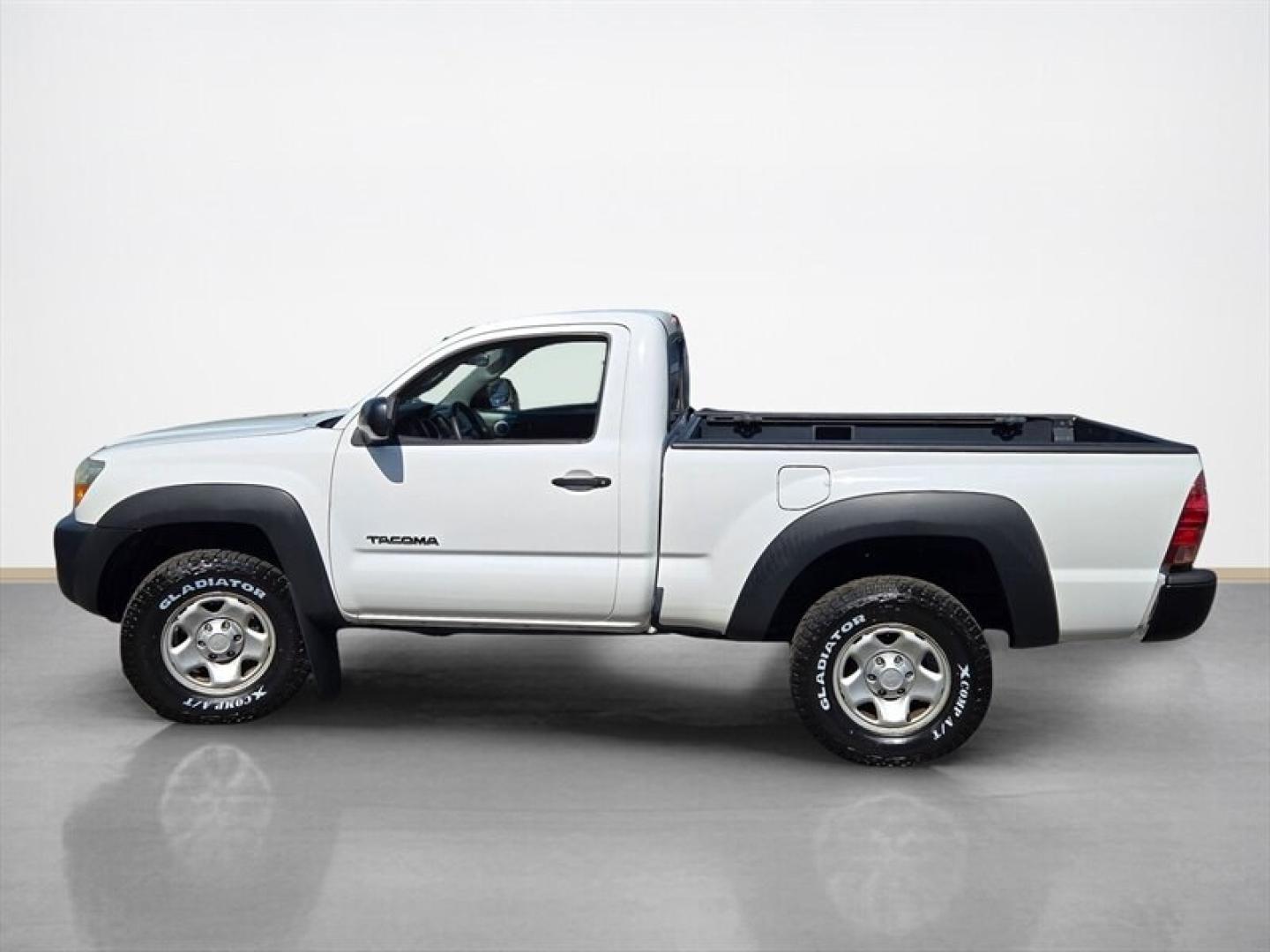 2008 Super White Toyota Tacoma (5TEPX42NX8Z) with an 2.7L I4 159hp 180ft. lbs. engine, 5 Speed Manual transmission, located at 25355 Eames Street, Channahon, IL, 60410, (815) 467-1807, 41.429108, -88.228432 - ** HARD TO FIND REG CAB, 4X4, 4 CYLINDER, 5 SPEED MANUAL TRANSMISSION. ** This 2008 Toyota Tacoma is equipped with a reliable 2.7L inline-4 engine delivering 159 horsepower and 180 ft-lbs of torque. The exterior features a clean White finish, complemented by a Gray interior that offers a comfortabl- Photo#6