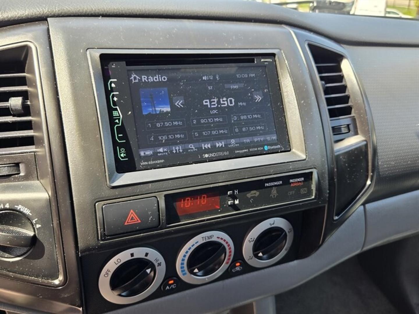 2008 Super White Toyota Tacoma (5TEPX42NX8Z) with an 2.7L I4 159hp 180ft. lbs. engine, 5 Speed Manual transmission, located at 25355 Eames Street, Channahon, IL, 60410, (815) 467-1807, 41.429108, -88.228432 - ** HARD TO FIND REG CAB, 4X4, 4 CYLINDER, 5 SPEED MANUAL TRANSMISSION. ** This 2008 Toyota Tacoma is equipped with a reliable 2.7L inline-4 engine delivering 159 horsepower and 180 ft-lbs of torque. The exterior features a clean White finish, complemented by a Gray interior that offers a comfortabl- Photo#16