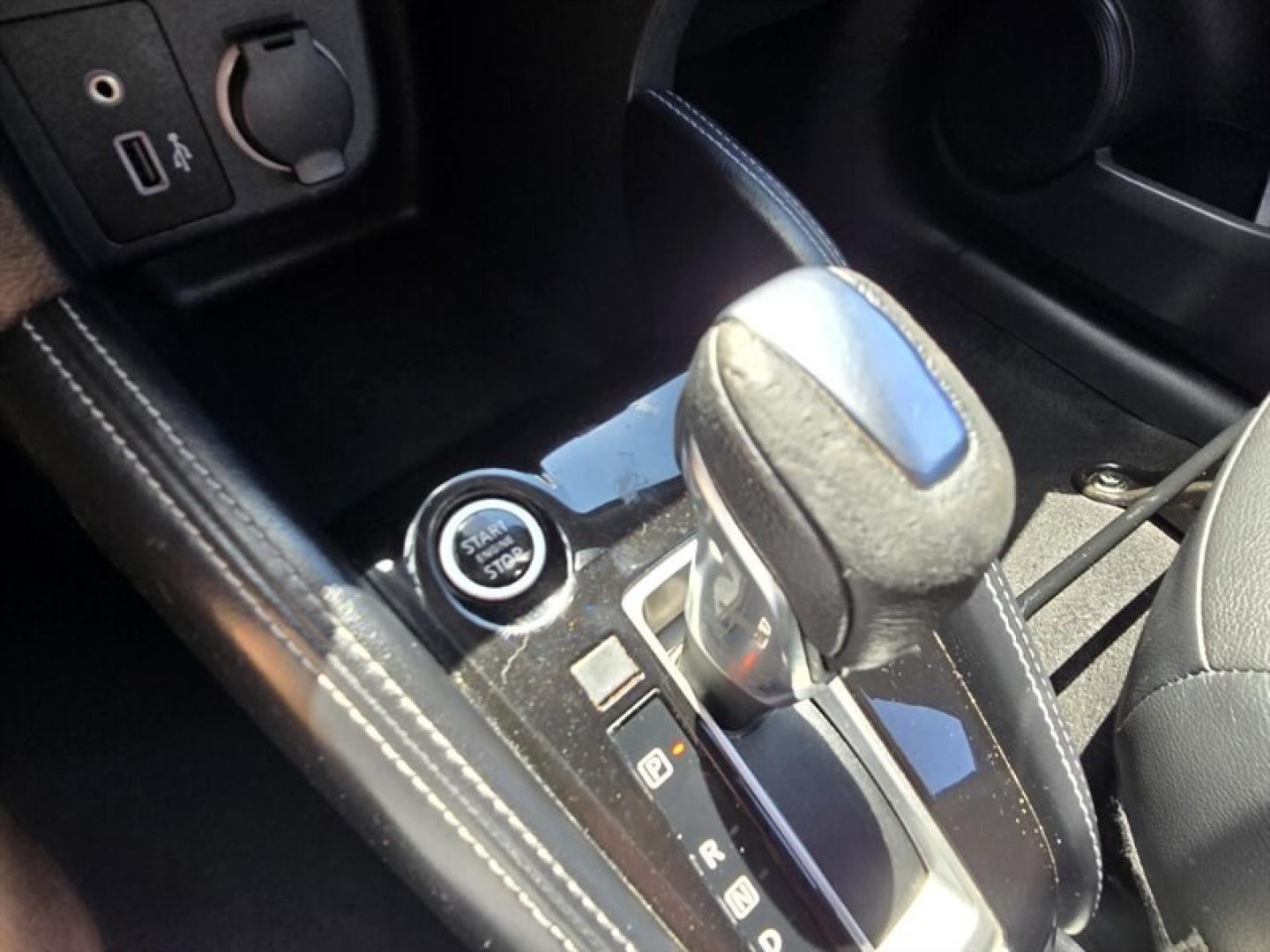 2020 Aspen White Tricoat Nissan Kicks SR (3N1CP5DV7LL) with an 1.6L I4 122hp 114ft. lbs. SULEV engine, Automatic transmission, located at 25355 Eames Street, Channahon, IL, 60410, (815) 467-1807, 41.429108, -88.228432 - Discover the 2020 Nissan Kicks SR, a compact SUV that combines efficiency and style. Powered by a 1.6L I4 engine delivering 122 horsepower and 114 ft-lbs of torque, this model features a Super Ultra Low Emission Vehicle (SULEV) engine, contributing to reduced emissions while maintaining reliable per- Photo#18