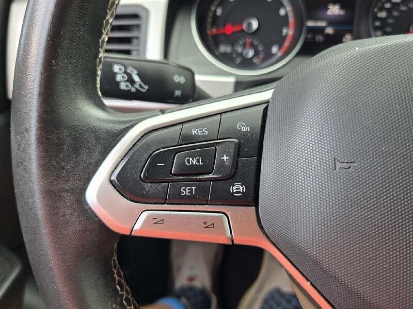 2021 Pure White Volkswagen Atlas Cross Sport 2.0T SE (1V2LC2CA8MC) with an 2.0L Turbo I4 235hp 258ft. lbs. engine, Automatic transmission, located at 25355 Eames Street, Channahon, IL, 60410, (815) 467-1807, 41.429108, -88.228432 - The 2021 Volkswagen Atlas Cross Sport SE 4Motion combines style, performance, and versatility in a midsize SUV designed to meet the needs of drivers seeking both comfort and capability. Powered by a 2.0L Turbocharged Inline-4 engine delivering 235 horsepower and 258 lb-ft of torque, this vehicle off- Photo#12