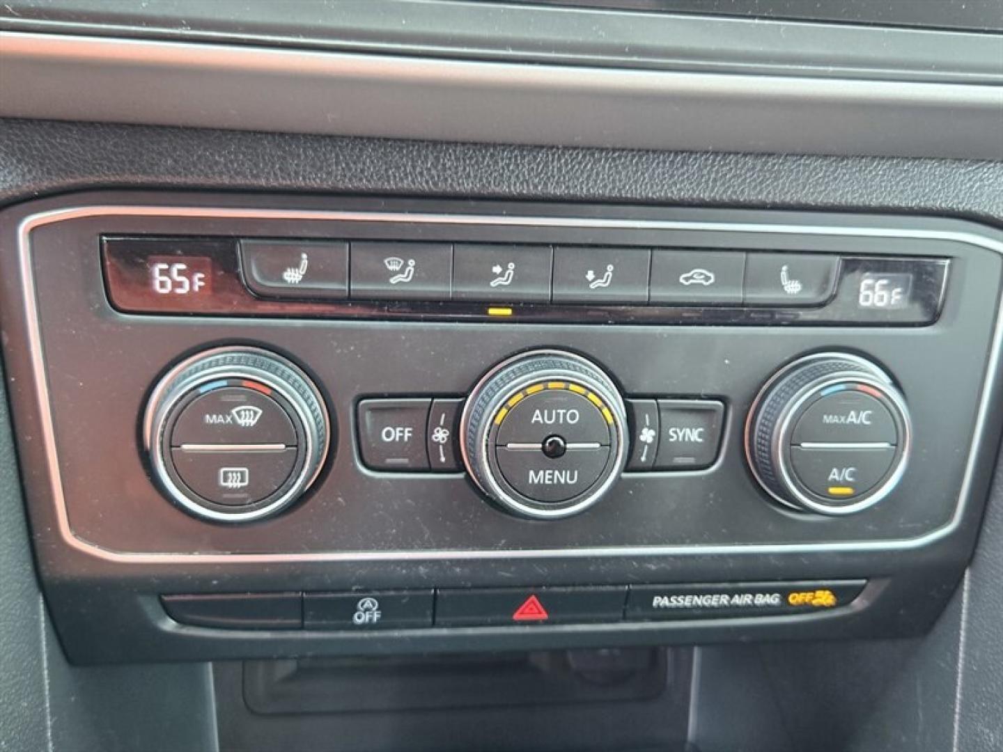 2021 Pure White Volkswagen Atlas Cross Sport 2.0T SE (1V2LC2CA8MC) with an 2.0L Turbo I4 235hp 258ft. lbs. engine, Automatic transmission, located at 25355 Eames Street, Channahon, IL, 60410, (815) 467-1807, 41.429108, -88.228432 - The 2021 Volkswagen Atlas Cross Sport SE 4Motion combines style, performance, and versatility in a midsize SUV designed to meet the needs of drivers seeking both comfort and capability. Powered by a 2.0L Turbocharged Inline-4 engine delivering 235 horsepower and 258 lb-ft of torque, this vehicle off- Photo#20