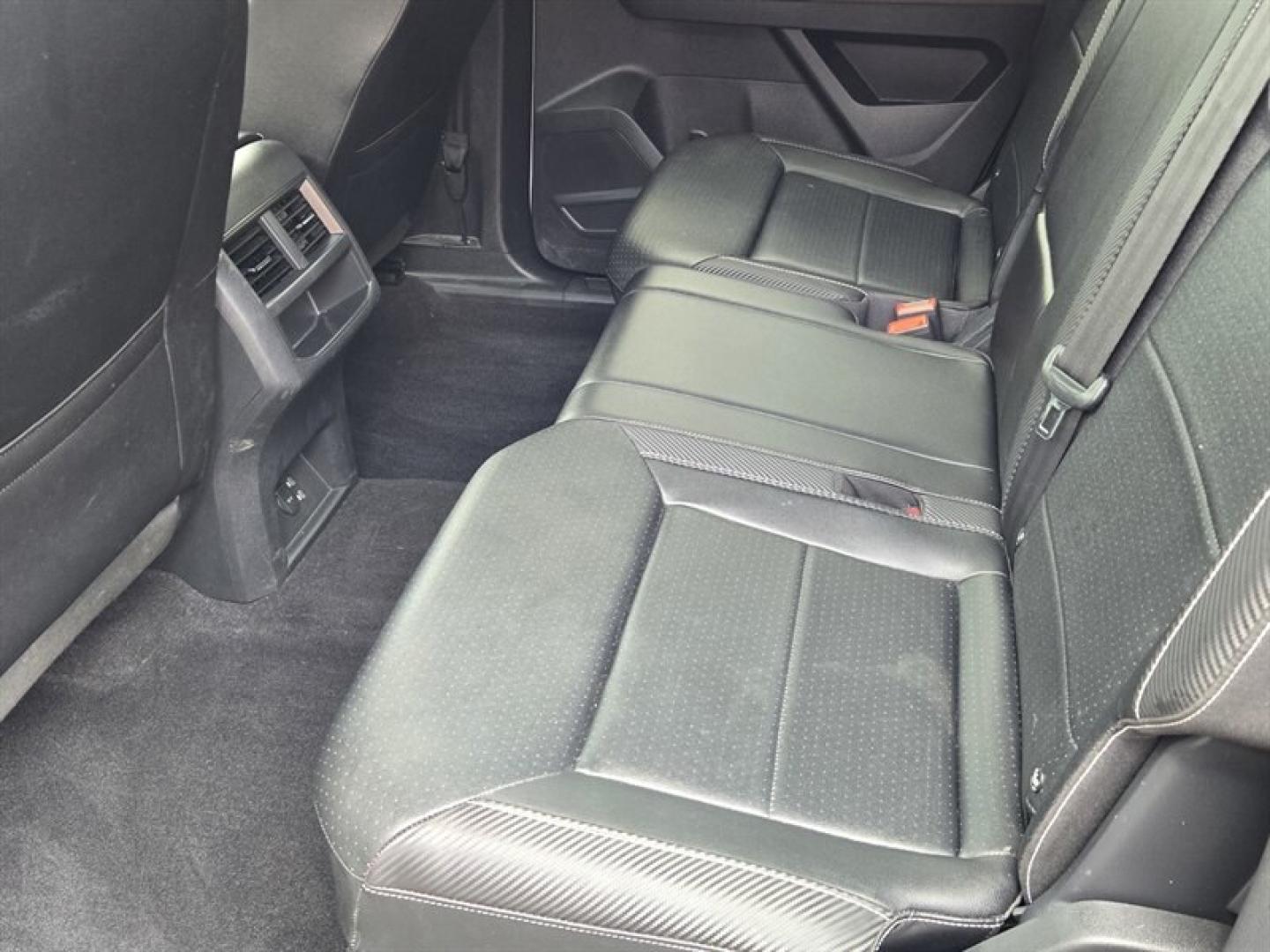 2021 Pure White Volkswagen Atlas Cross Sport 2.0T SE (1V2LC2CA8MC) with an 2.0L Turbo I4 235hp 258ft. lbs. engine, Automatic transmission, located at 25355 Eames Street, Channahon, IL, 60410, (815) 467-1807, 41.429108, -88.228432 - The 2021 Volkswagen Atlas Cross Sport SE 4Motion combines style, performance, and versatility in a midsize SUV designed to meet the needs of drivers seeking both comfort and capability. Powered by a 2.0L Turbocharged Inline-4 engine delivering 235 horsepower and 258 lb-ft of torque, this vehicle off- Photo#22