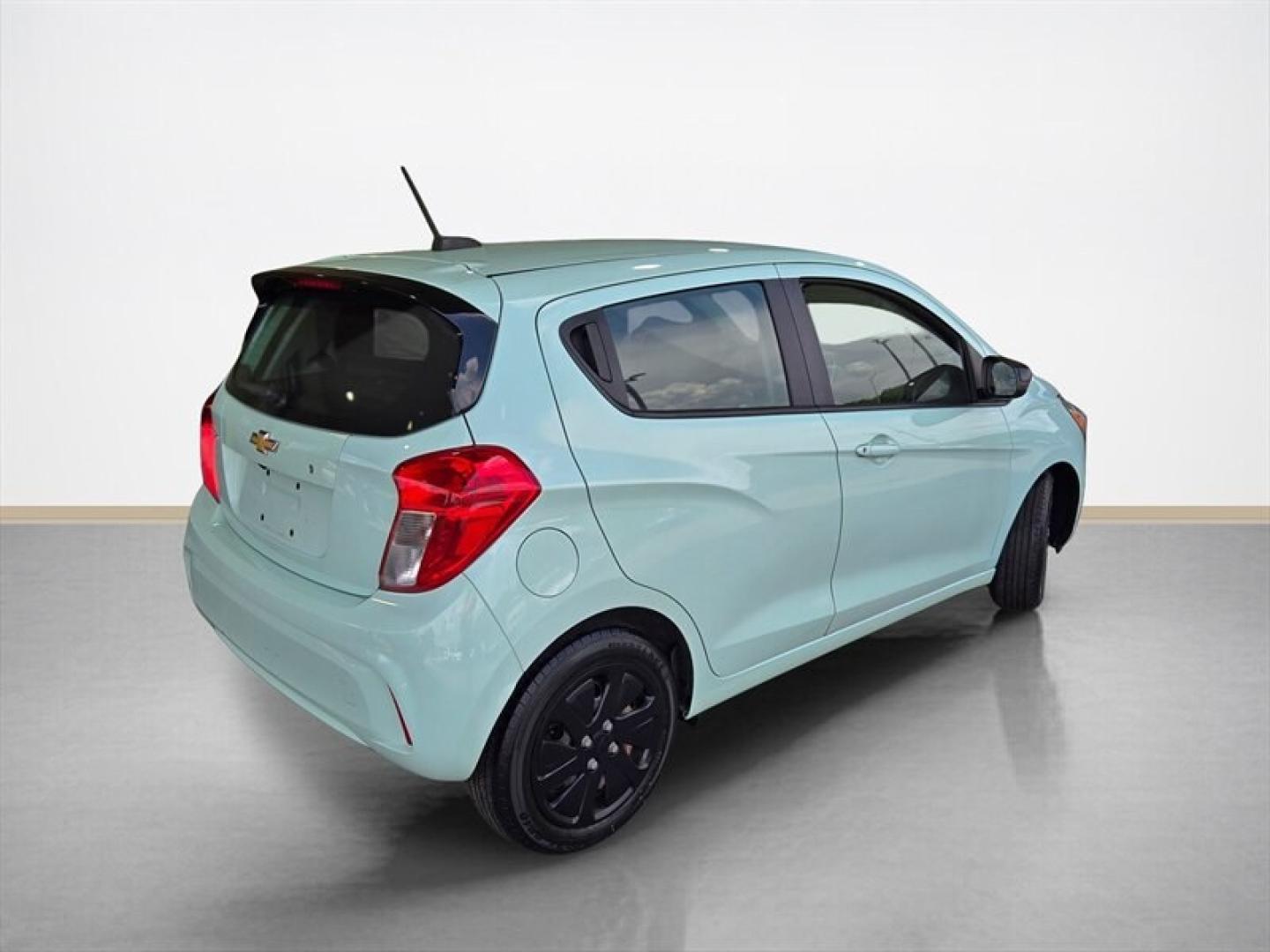 2017 Mint Chevrolet Spark LS (KL8CB6SA0HC) with an Ecotec 1.4L I4 98hp 94ft. lbs. engine, Automatic transmission, located at 25355 Eames Street, Channahon, IL, 60410, (815) 467-1807, 41.429108, -88.228432 - ** HARD TO FIND IN MINT COLOR. **This 2017 Chevrolet Spark LS CVT offers a reliable and efficient driving experience, powered by an Ecotec 1.4L I4 engine delivering 98 horsepower and 94 ft-lbs of torque. The exterior features a distinctive green finish, complemented by a black interior that provides- Photo#3