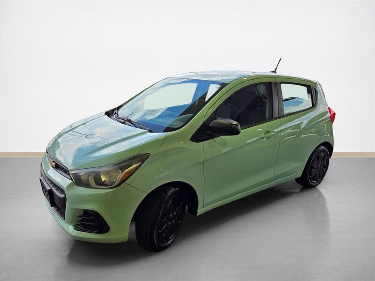 2017 Mint Chevrolet Spark LS (KL8CB6SA0HC) with an Ecotec 1.4L I4 98hp 94ft. lbs. engine, Automatic transmission, located at 25355 Eames Street, Channahon, IL, 60410, (815) 467-1807, 41.429108, -88.228432 - ** HARD TO FIND IN MINT COLOR. **This 2017 Chevrolet Spark LS CVT offers a reliable and efficient driving experience, powered by an Ecotec 1.4L I4 engine delivering 98 horsepower and 94 ft-lbs of torque. The exterior features a distinctive green finish, complemented by a black interior that provides- Photo#7
