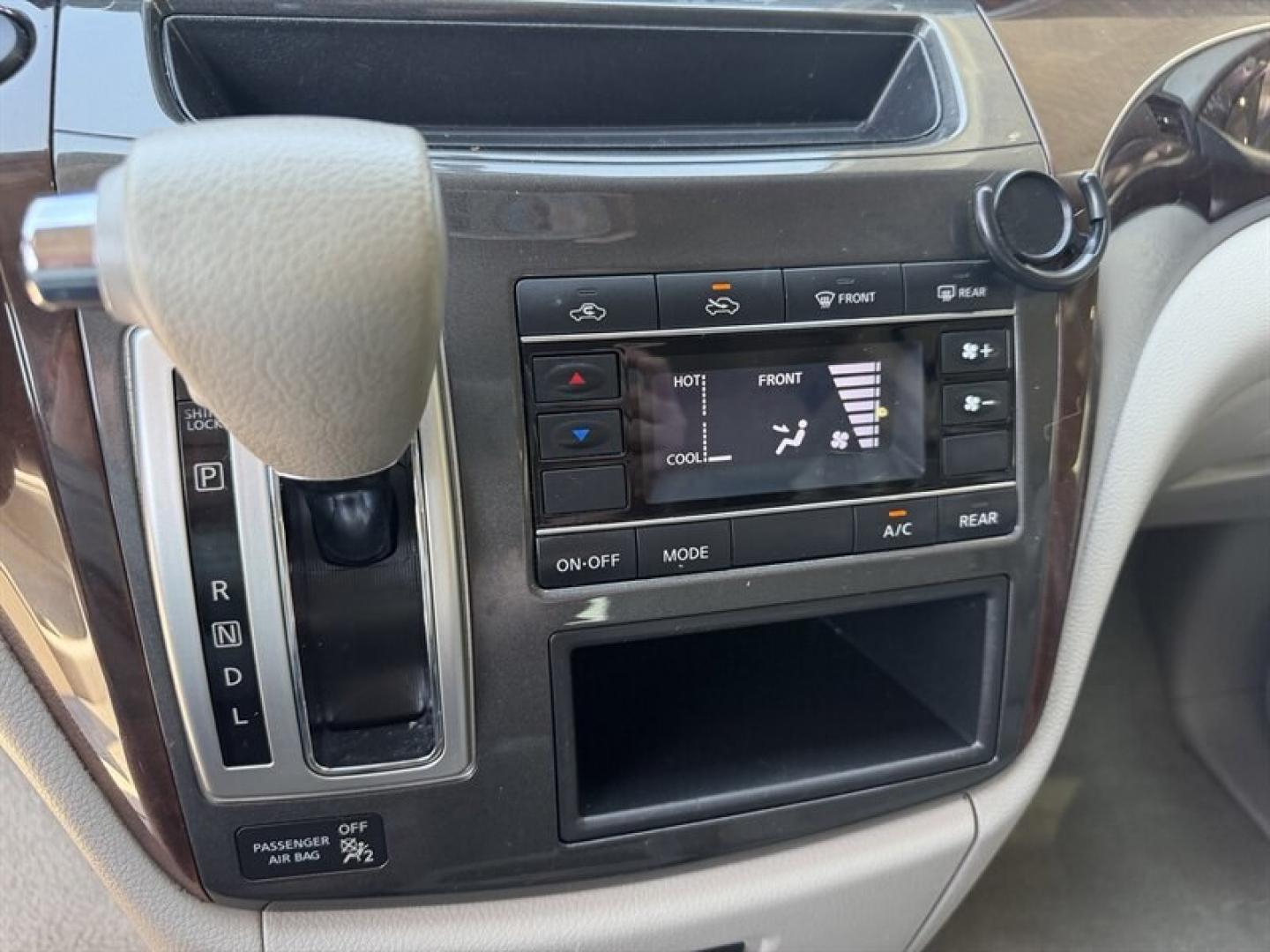 2015 Super Black Nissan Quest 3.5 S (JN8AE2KP6F9) with an 3.5L V6 260hp 240ft. lbs. engine, Automatic transmission, located at 25355 Eames Street, Channahon, IL, 60410, (815) 467-1807, 41.429108, -88.228432 - Dominate the road with the 2015 Nissan Quest 3.5 S a powerhouse minivan built to deliver relentless performance and unbeatable versatility. Under the hood, a robust 3.5L V6 engine roars with 260 horsepower and 240 lb-ft of torque, giving you the muscle to conquer city streets and highways alike. T- Photo#20