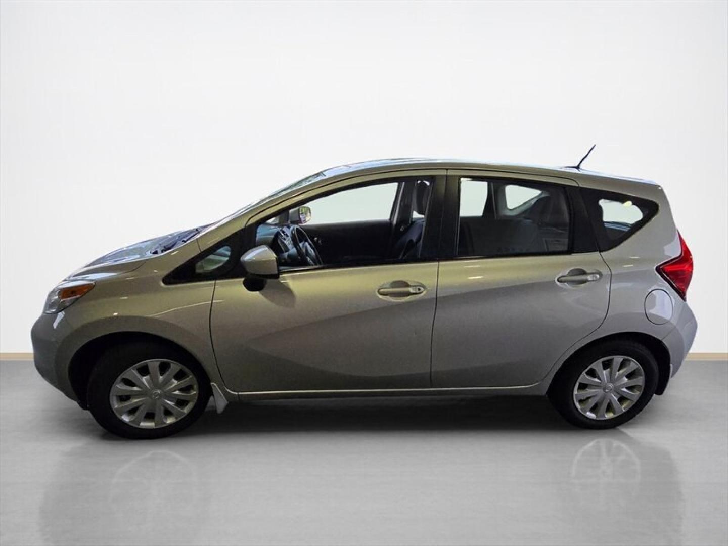 2016 Brilliant Silver Nissan Versa Note SV (3N1CE2CP9GL) with an 1.6L I4 109hp 107ft. lbs. engine, Automatic transmission, located at 25355 Eames Street, Channahon, IL, 60410, (815) 467-1807, 41.429108, -88.228432 - Looking for a zippy little ride thats as practical as it is peppy? Check out this 2016 Nissan Versa Note Syour new best friend on four wheels! Powered by a sprightly 1.6L I4 engine delivering 109 horsepower and 107 ft-lbs of torque, this compact charmer zips through city streets and highways alike w- Photo#6