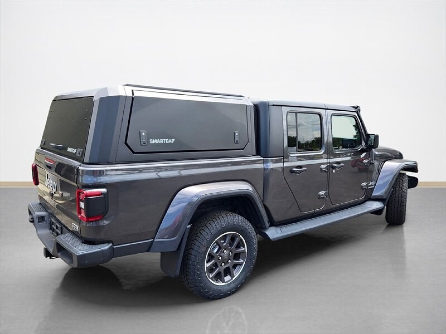 2020 Granite Crystal Metallic Clear Coat Jeep Gladiator Overland (1C6HJTFG6LL) with an 3.6L V6 285hp 260ft. lbs. engine, Automatic transmission, located at 25355 Eames Street, Channahon, IL, 60410, (815) 467-1807, 41.429108, -88.228432 - Unleash the beast with the 2020 Jeep Gladiator Overlandwhere rugged capability meets refined power. Under the hood roars a formidable 3.6L V6 engine delivering 285 horsepower and 260 ft-lbs of torque that dominate every terrain without breaking a sweat. Clocking in with less than 29,000 milesaveragi- Photo#3