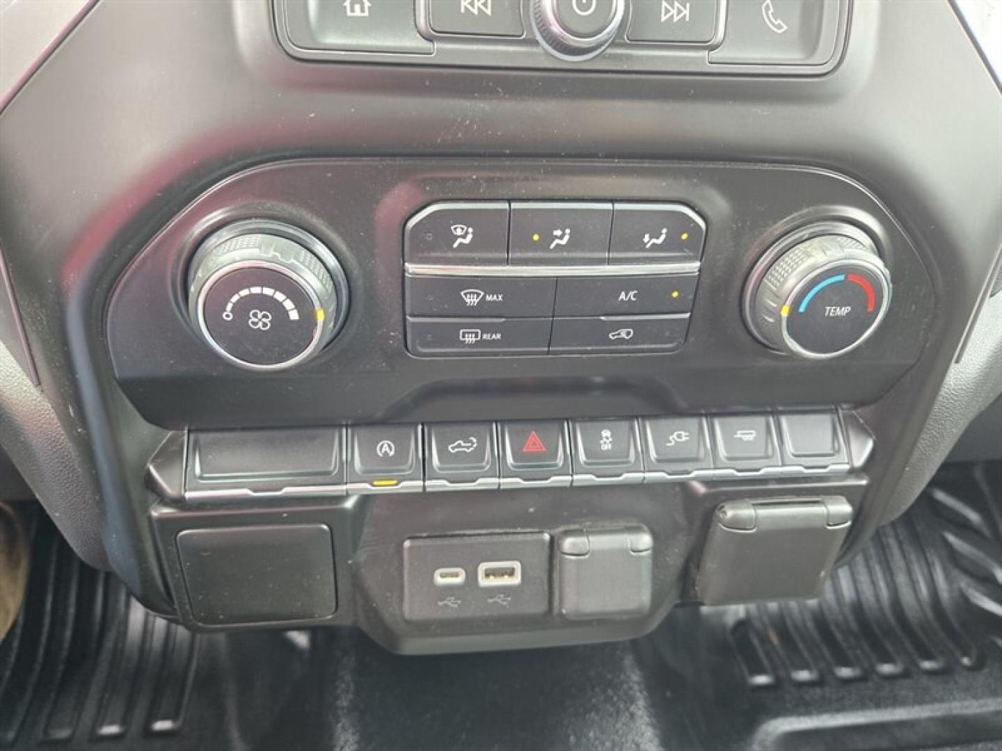 2021 Summit White Chevrolet Silverado 1500 WT (3GCNWAEK4MG) with an 2.7L Turbo I4 310hp 348ft. lbs. engine, Automatic transmission, located at 25355 Eames Street, Channahon, IL, 60410, (815) 467-1807, 41.429108, -88.228432 - The 2021 Chevrolet Silverado 1500 Work Truck is equipped with a 2.7L Turbo Inline-4 engine delivering 310 horsepower and 348 lb-ft of torque, providing a balance of power and efficiency. Finished in Summit White, the exterior presents a clean and professional appearance, complemented by a Jet Black- Photo#15