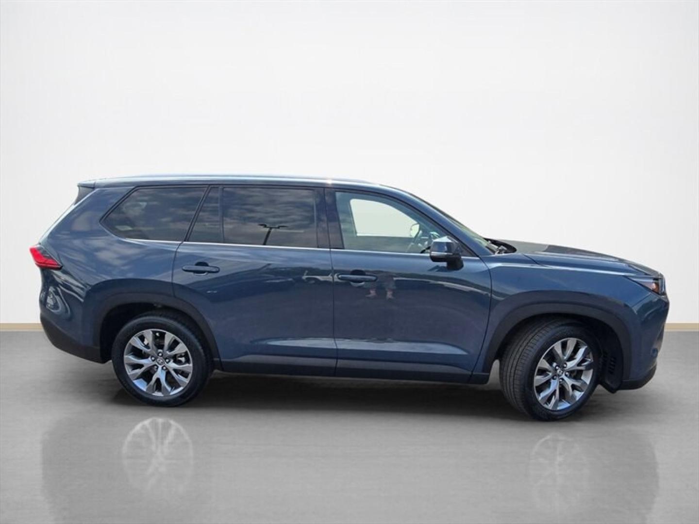 2024 Wind Chill Pearl Toyota Grand Highlander Limited (5TDAAAB54RS) with an 2.4L Turbo I4 265hp 310ft. lbs. engine, Automatic transmission, located at 25355 Eames Street, Channahon, IL, 60410, (815) 467-1807, 41.429108, -88.228432 - The 2024 Toyota Grand Highlander XLE is a versatile midsize SUV designed to deliver a balanced combination of performance, comfort, and advanced features. Powered by a 2.4L Turbocharged Inline-4 engine, this model produces 265 horsepower and 310 lb-ft of torque, providing confident acceleration and- Photo#1