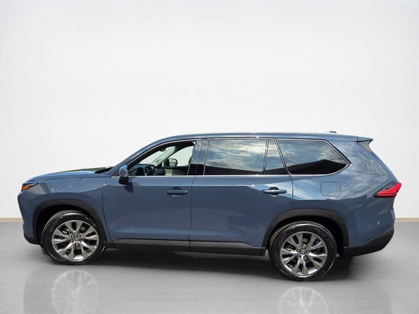 2024 Wind Chill Pearl Toyota Grand Highlander Limited (5TDAAAB54RS) with an 2.4L Turbo I4 265hp 310ft. lbs. engine, Automatic transmission, located at 25355 Eames Street, Channahon, IL, 60410, (815) 467-1807, 41.429108, -88.228432 - The 2024 Toyota Grand Highlander XLE is a versatile midsize SUV designed to deliver a balanced combination of performance, comfort, and advanced features. Powered by a 2.4L Turbocharged Inline-4 engine, this model produces 265 horsepower and 310 lb-ft of torque, providing confident acceleration and- Photo#6