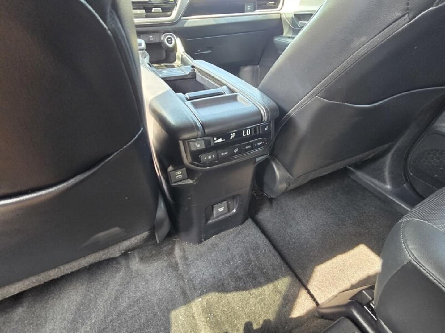2024 Wind Chill Pearl Toyota Grand Highlander Limited (5TDAAAB54RS) with an 2.4L Turbo I4 265hp 310ft. lbs. engine, Automatic transmission, located at 25355 Eames Street, Channahon, IL, 60410, (815) 467-1807, 41.429108, -88.228432 - The 2024 Toyota Grand Highlander XLE is a versatile midsize SUV designed to deliver a balanced combination of performance, comfort, and advanced features. Powered by a 2.4L Turbocharged Inline-4 engine, this model produces 265 horsepower and 310 lb-ft of torque, providing confident acceleration and- Photo#24