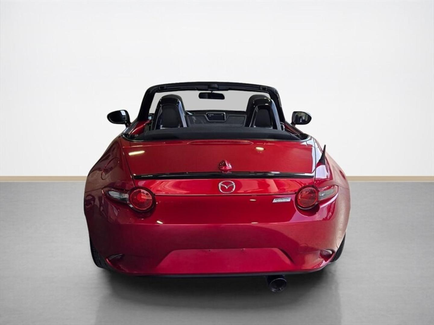 2016 Burgundy Mazda MX-5 Miata Club (JM1NDAC70G0) with an SKYACTIV-G 2.0L I4 155hp 148ft. lbs. engine, 5 Speed Manual transmission, located at 25355 Eames Street, Channahon, IL, 60410, (815) 467-1807, 41.429108, -88.228432 - The 2016 Mazda MX-5 Miata Club is a stylish and well-maintained sports car that offers an engaging driving experience. Powered by a SKYACTIV-G 2.0L inline-4 engine producing 155 horsepower and 148 lb-ft of torque, this model delivers a responsive ride with efficient fuel economy, achieving an estima- Photo#4