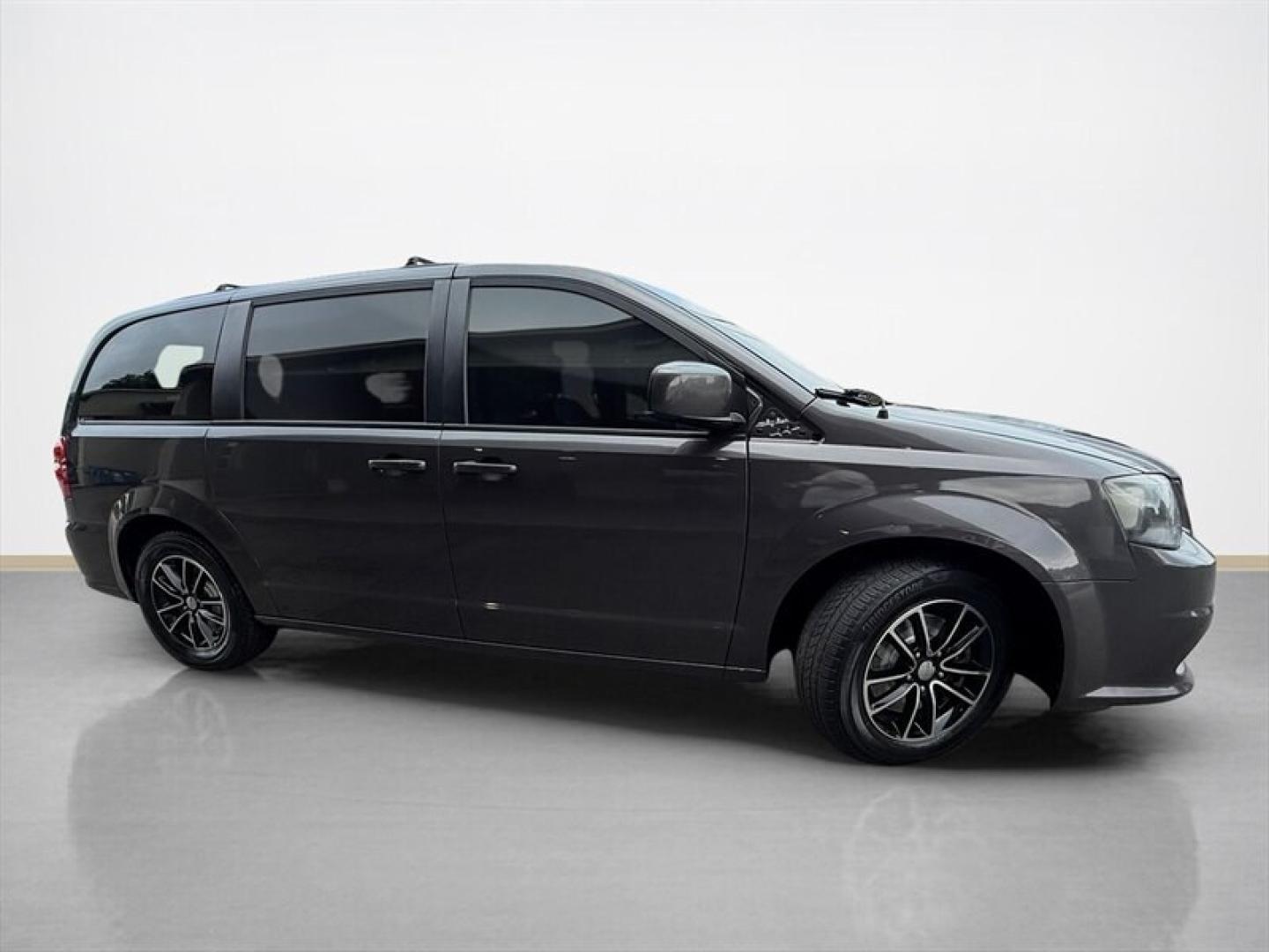 2018 Granite Pearl Coat Dodge Grand Caravan GT (2C4RDGEG5JR) with an Pentastar 3.6L Flex Fuel V6 283hp 260ft. lbs. engine, Automatic transmission, located at 25355 Eames Street, Channahon, IL, 60410, (815) 467-1807, 41.429108, -88.228432 - Get ready for your next adventure with this 2018 Dodge Grand Caravan GT, a perfect blend of style, comfort, and power! Dressed in a stunning Black Onyx Crystal Pearl Coat, this minivan shines wherever you go, turning heads with its sleek and polished exterior. Under the hood, you'll find the robust- Photo#1