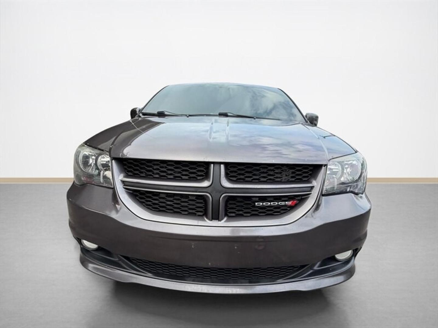 2018 Granite Pearl Coat Dodge Grand Caravan GT (2C4RDGEG5JR) with an Pentastar 3.6L Flex Fuel V6 283hp 260ft. lbs. engine, Automatic transmission, located at 25355 Eames Street, Channahon, IL, 60410, (815) 467-1807, 41.429108, -88.228432 - Get ready for your next adventure with this 2018 Dodge Grand Caravan GT, a perfect blend of style, comfort, and power! Dressed in a stunning Black Onyx Crystal Pearl Coat, this minivan shines wherever you go, turning heads with its sleek and polished exterior. Under the hood, you'll find the robust- Photo#8