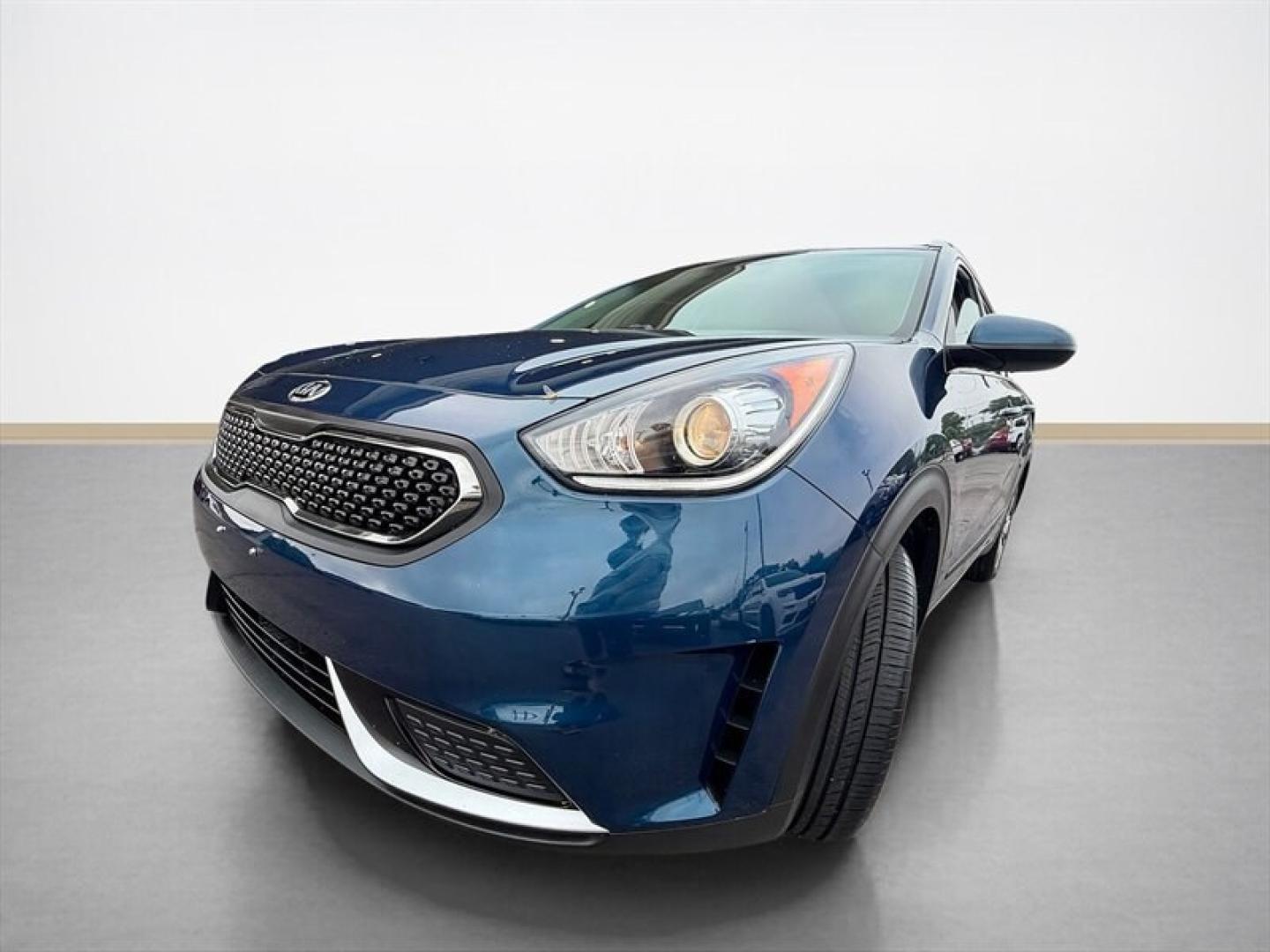 2019 Deep Cerulean Kia Niro LX (KNDCB3LC7K5) with an 1.6L Hybrid I4 139hp 195ft. lbs. engine, 6 Speed Manual transmission, located at 25355 Eames Street, Channahon, IL, 60410, (815) 467-1807, 41.429108, -88.228432 - Ready to turn heads and save the planet in style? Feast your eyes on this 2019 Kia Niro LX, rocking a stunning Deep Cerulean exterior thats cooler than your exs new flame. Slide inside to the Charcoal interior, where comfort meets sleek sophisticationbecause you deserve nothing less. Under the hood- Photo#7