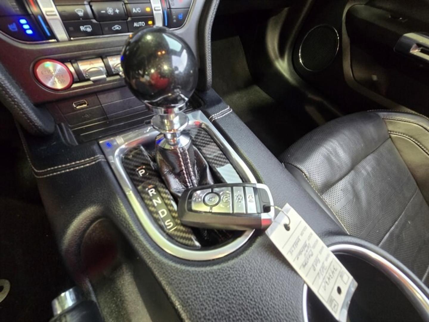 2020 Oxford White Ford Mustang EcoBoost Premium (1FATP8UH5L5) with an EcoBoost 2.3L Turbo I4 310hp 350ft. lbs. engine, Automatic transmission, located at 25355 Eames Street, Channahon, IL, 60410, (815) 467-1807, 41.429108, -88.228432- Photo#17