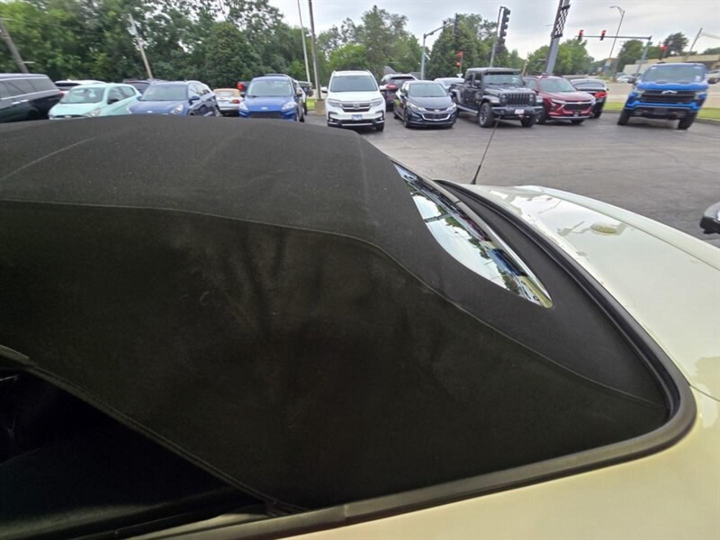 2020 Oxford White Ford Mustang EcoBoost Premium (1FATP8UH5L5) with an EcoBoost 2.3L Turbo I4 310hp 350ft. lbs. engine, Automatic transmission, located at 25355 Eames Street, Channahon, IL, 60410, (815) 467-1807, 41.429108, -88.228432- Photo#25