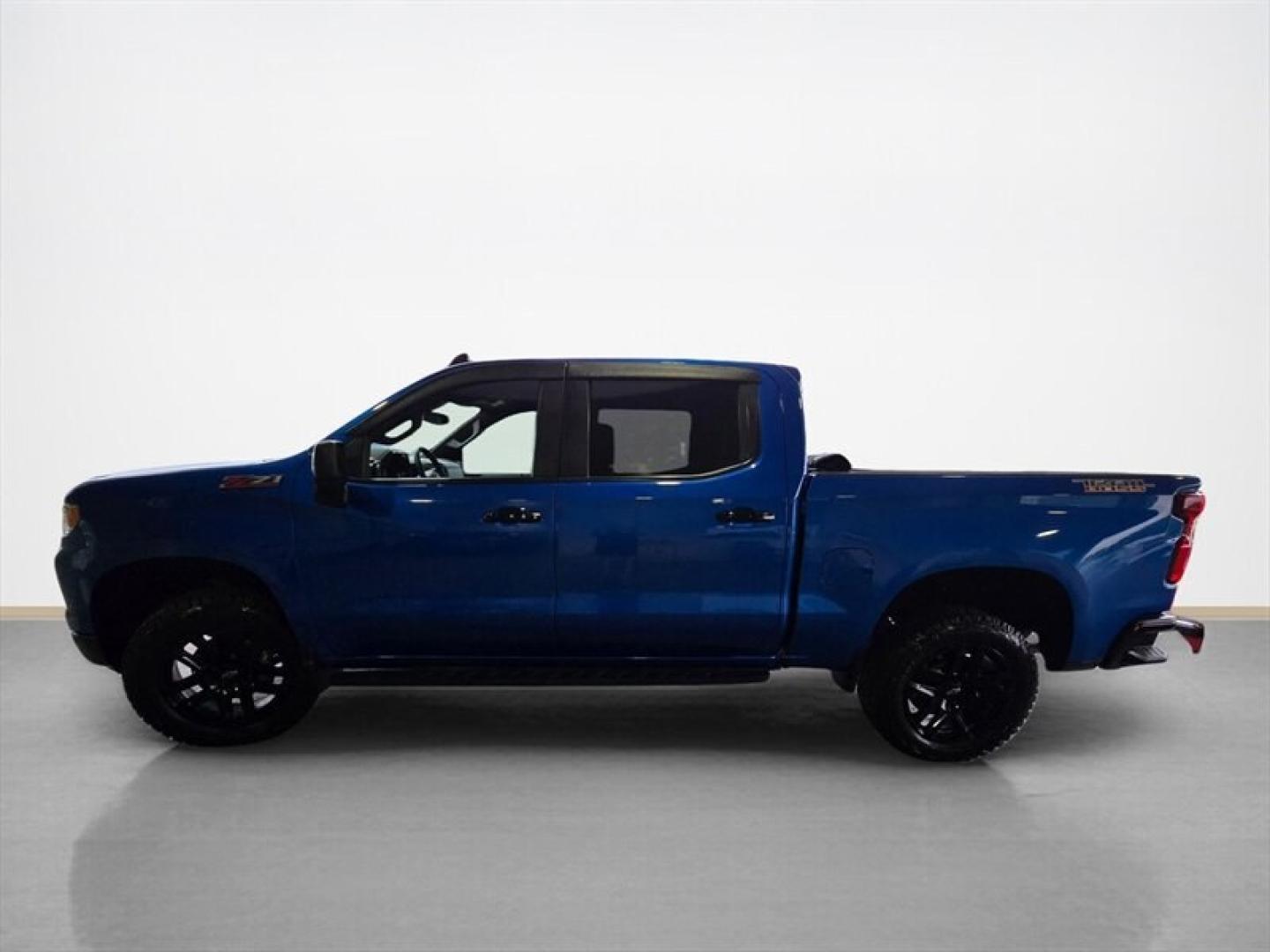 2023 Northsky Blue Metallic Chevrolet Silverado 1500 LT Trail Boss (3GCUDFED7PG) with an EcoTec3 5.3L V8 355hp 383ft. lbs. engine, Automatic transmission, located at 25355 Eames Street, Channahon, IL, 60410, (815) 467-1807, 41.429108, -88.228432 - The 2023 Chevrolet Silverado 1500 LT Trail Boss is a versatile and capable full-size pickup truck designed to handle both work and everyday driving with confidence. Powered by a robust EcoTec3 5.3L V8 engine delivering 355 horsepower and 383 lb-ft of torque, this truck offers a balance of performanc- Photo#6