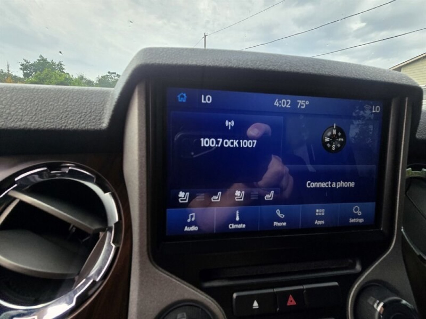 2015 Magnetic Metallic Ford F-350 Lariat (1FT8W3BT9FE) with an 6.7 engine, Automatic transmission, located at 25355 Eames Street, Channahon, IL, 60410, (815) 467-1807, 41.429108, -88.228432 - The 2015 Ford F-350 LARIAT is a powerful and reliable heavy-duty truck designed to meet the demands of both work and everyday driving. It is equipped with a robust 6.7-liter Power Stroke V8 Turbo Diesel engine, delivering impressive torque and horsepower for towing and hauling with confidence. This- Photo#19
