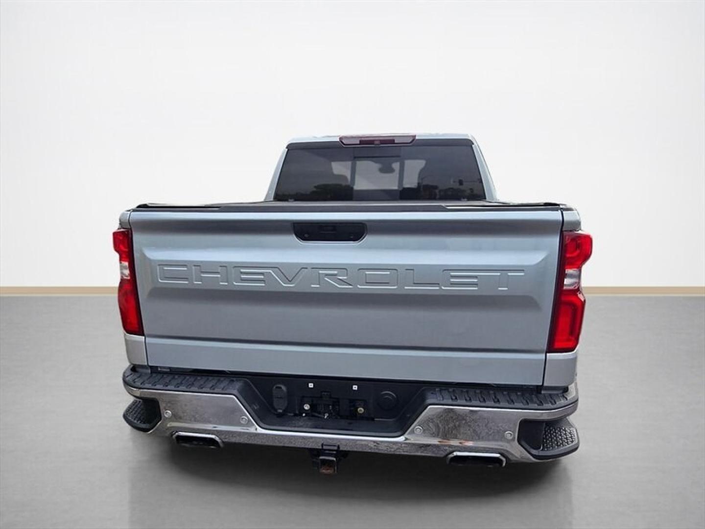 2019 Silver Ice Metallic Chevrolet Silverado 1500 LTZ (1GCRYGED0KZ) with an EcoTec3 5.3L V8 355hp 383ft. lbs. engine, Automatic transmission, located at 25355 Eames Street, Channahon, IL, 60410, (815) 467-1807, 41.429108, -88.228432 - The 2019 Chevrolet Silverado 1500 LTZ is equipped with a powerful EcoTec3 5.3L V8 engine delivering 355 horsepower and 383 lb-ft of torque. Finished in a sleek Silver exterior with a Black interior, this truck combines capability with a refined appearance. It has been driven below 70,000 miles, aver- Photo#4