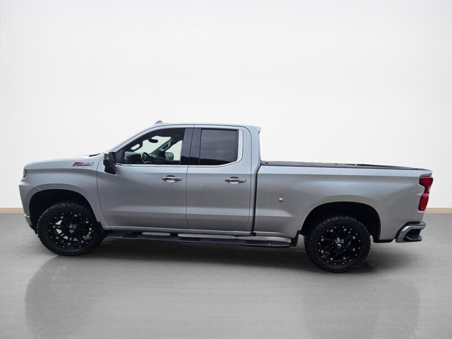 2019 Silver Ice Metallic Chevrolet Silverado 1500 LTZ (1GCRYGED0KZ) with an EcoTec3 5.3L V8 355hp 383ft. lbs. engine, Automatic transmission, located at 25355 Eames Street, Channahon, IL, 60410, (815) 467-1807, 41.429108, -88.228432 - The 2019 Chevrolet Silverado 1500 LTZ is equipped with a powerful EcoTec3 5.3L V8 engine delivering 355 horsepower and 383 lb-ft of torque. Finished in a sleek Silver exterior with a Black interior, this truck combines capability with a refined appearance. It has been driven below 70,000 miles, aver- Photo#6