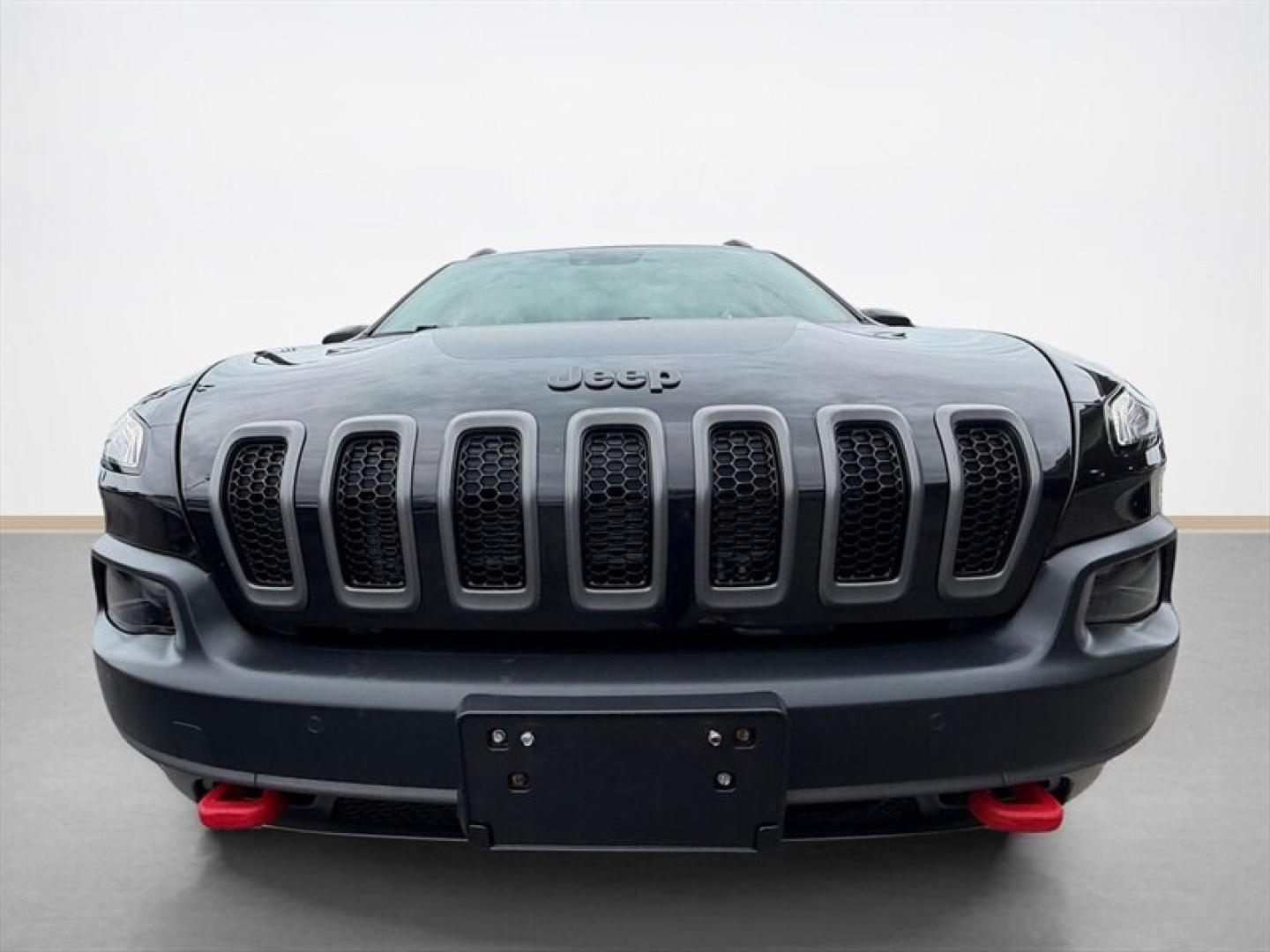 2015 Brilliant Black Crystal Pearl Coat Jeep Cherokee Trailhawk (1C4PJMBS3FW) with an 3.2L V6 271hp 239ft. lbs. engine, Automatic transmission, located at 25355 Eames Street, Channahon, IL, 60410, (815) 467-1807, 41.429108, -88.228432 - Ready to own the road and turn heads while youre at it? Meet this 2015 Jeep Cherokee Trailhawk, a total showstopper in sleek Granite Crystal Metallic Clear Coat. Under that tough hood, youll find a burly 3.2L V6 engine packing 271 horsepower and 239 ft-lbs of torquebecause sometimes, you gotta have- Photo#8