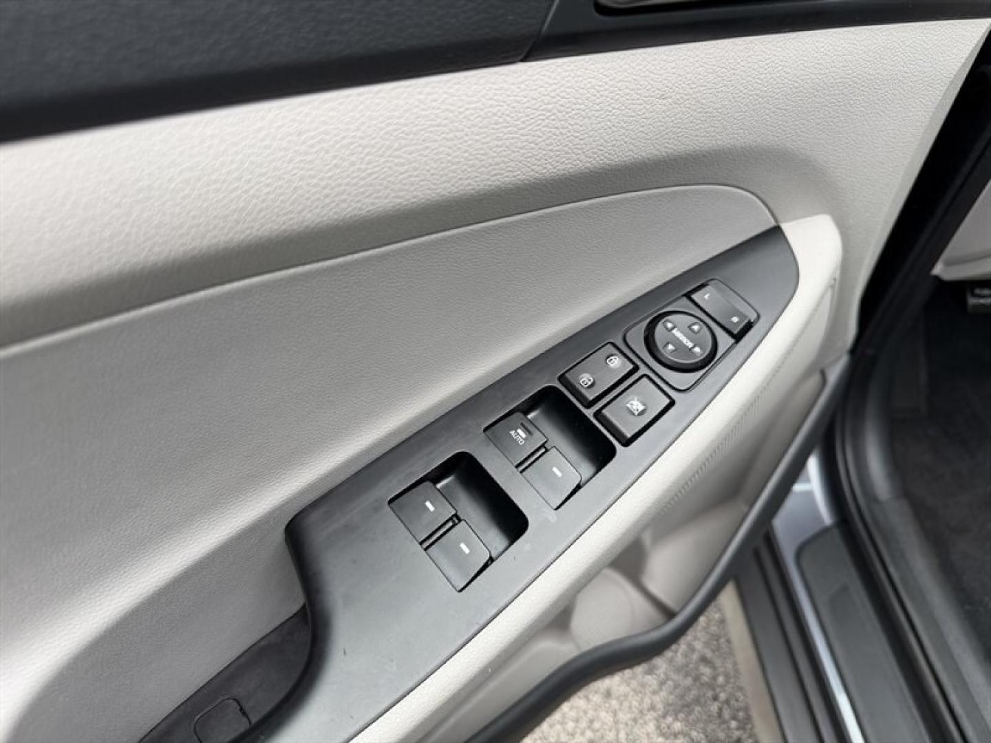 2017 Coliseum Gray Hyundai TUCSON AWD Value (KM8J3CA21HU) with an 1.6L Turbo I4 175hp 195ft. lbs. engine, Automatic transmission, located at 25355 Eames Street, Channahon, IL, 60410, (815) 467-1807, 41.429108, -88.228432 - Ready to roll in style and confidence? Check out this 2017 Hyundai Tucson Value, rocking that sleek Coliseum Gray exterior with a classy Gray interior that says, Ive arrived. Under the hood, you get a peppy 1.6L Turbo I4 engine pumping out 175 horsepower and 195 ft-lbs of torque enough zip to keep- Photo#16