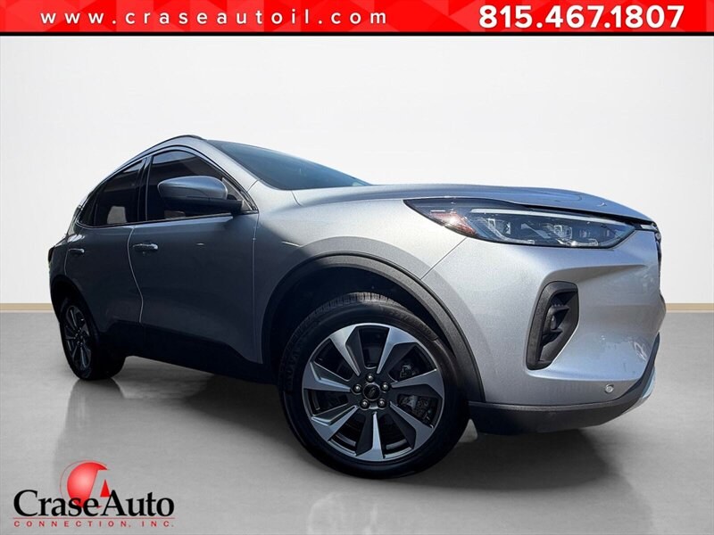 photo of 2024 Ford Escape Platinum AWD 