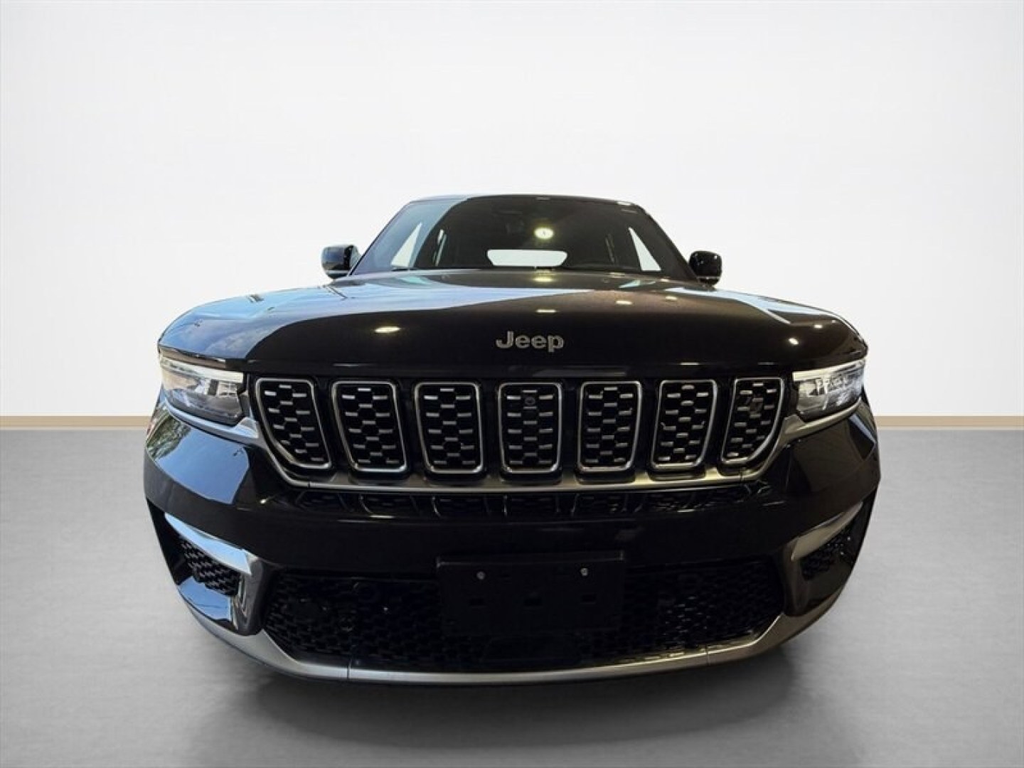 2023 Diamond Black Crystal Pearl Coat Jeep Grand Cherokee Summit Reserve (1C4RJHEG9PC) with an Pentastar 3.6L V6 293hp 260ft. lbs. engine, Automatic transmission, located at 25355 Eames Street, Channahon, IL, 60410, (815) 467-1807, 41.429108, -88.228432 - LUXURY, POWER and TECHNOLOGYALL IN ONE SUV! Check out this stunning 2023 Jeep Grand Cherokee Summit Reserve 4x4 finished in Diamond Black Crystal Pearlcoat with a luxurious Palermo leather interior! This isnt your average Grand Cherokee. It originally stickered for $72,880 and is absolutely loa- Photo#8