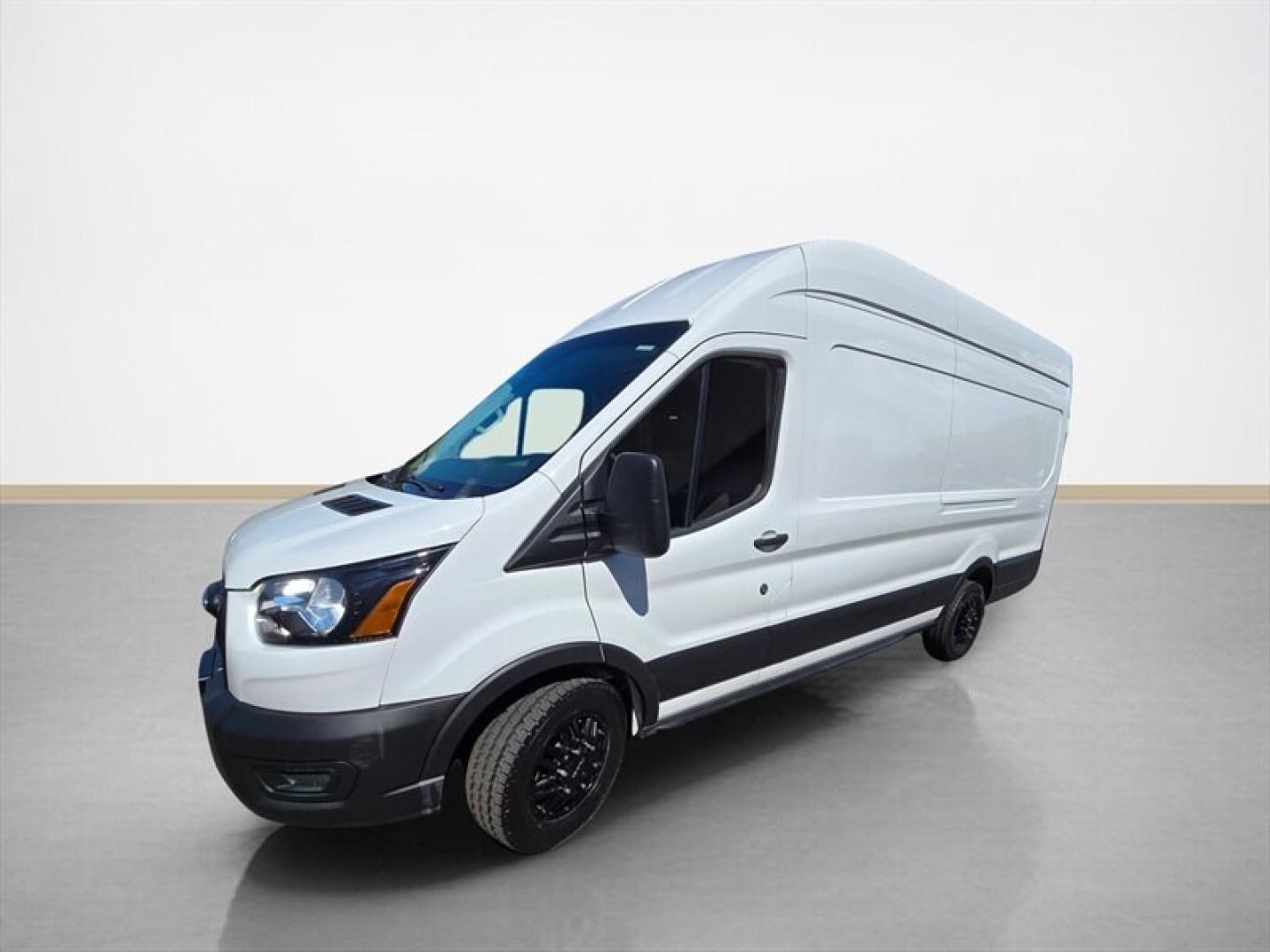 2022 Oxford White Ford Transit (1FTBR3U85NK) with an 3.5L Flex Fuel V6 275hp 262ft. lbs. engine, Automatic transmission, located at 25355 Eames Street, Channahon, IL, 60410, (815) 467-1807, 41.429108, -88.228432- Photo#7
