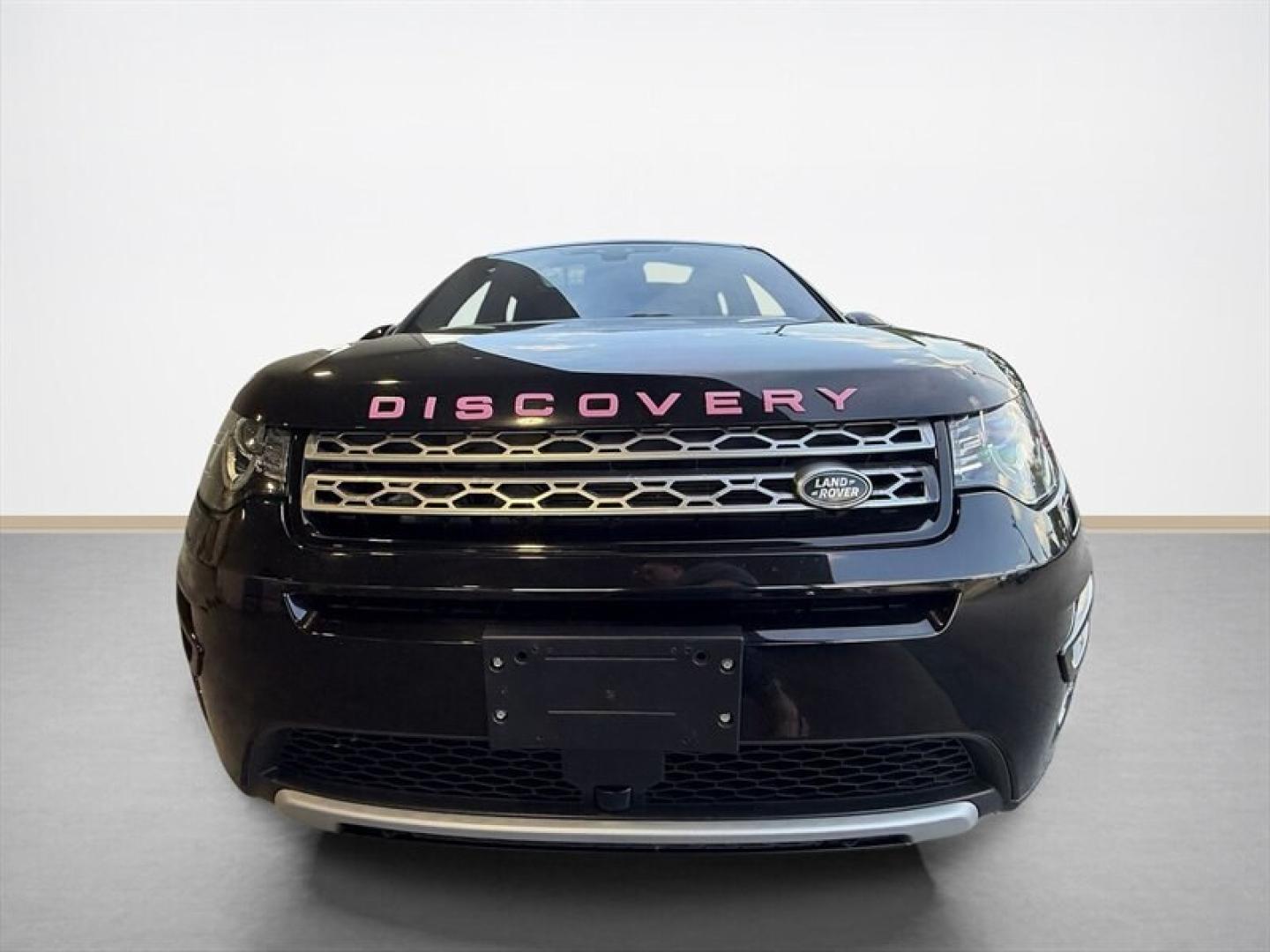 2019 Santorini Black Metallic Land Rover Discovery Sport HSE (SALCR2FX2KH) with an 2.0 engine, Automatic transmission, located at 25355 Eames Street, Channahon, IL, 60410, (815) 467-1807, 41.429108, -88.228432 - Ready to turn heads and conquer the urban jungle? Check out this 2019 Land Rover Discovery Sport HSE, rocking a peppy 2.0-liter engine thats as smooth as your favorite latte. With a fuel economy thats actually sensible for a luxury SUV21 MPG city and 25 MPG highwayyou'll get there in style without e- Photo#8