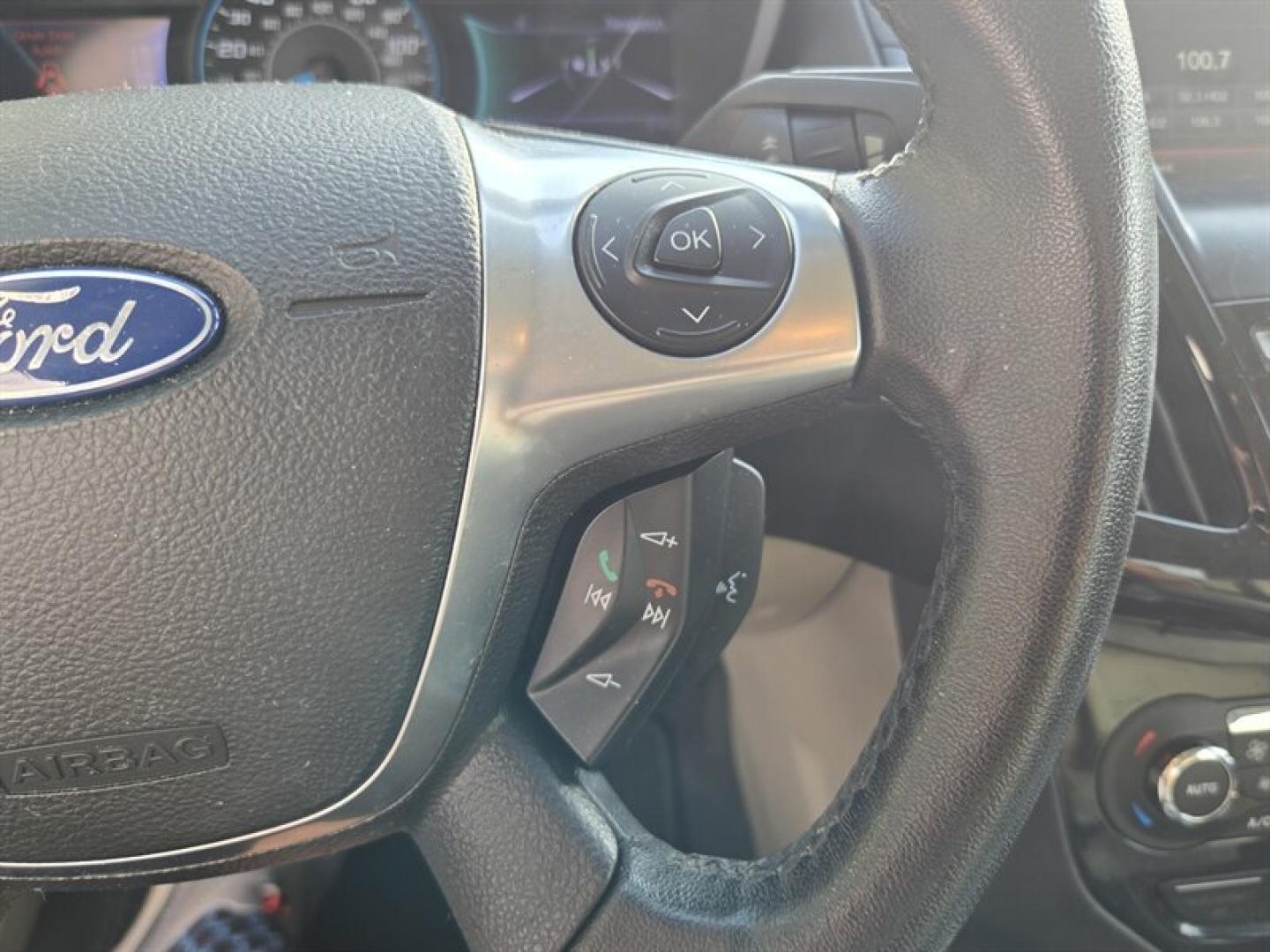 2012 Green Ford Focus (1FAHP3R41CL) with an 0.0 engine, Automatic transmission, located at 25355 Eames Street, Channahon, IL, 60410, (815) 467-1807, 41.429108, -88.228432- Photo#13