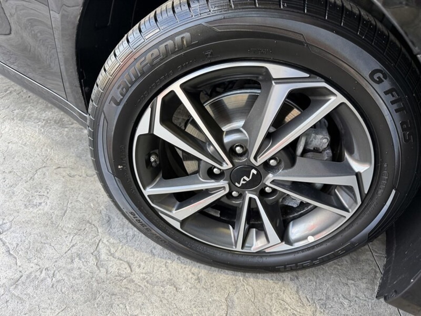 2023 Aurora Black Pearl Kia Forte LXS (3KPF24AD6PE) with an 2.0L I4 147hp 132ft. lbs. engine, Automatic transmission, located at 25355 Eames Street, Channahon, IL, 60410, (815) 467-1807, 41.429108, -88.228432 - Looking for a car thats fun, dependable, and doesnt drink gas like its free? This 2023 Kia Forte LXS is ready to make your daily drive a whole lot better! Sleek Aurora Black exterior, automatic transmission, and an impressive 39 MPG highway. Loaded with: Apple CarPlay and Android Auto Back-up cam- Photo#10