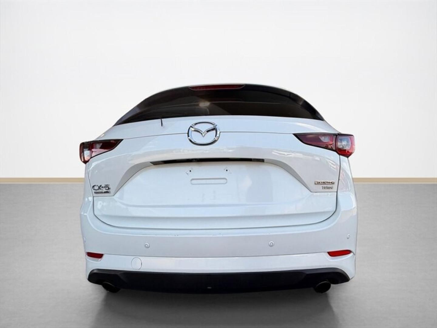 2022 Snowflake White Pearl Mica Mazda CX-5 2.5 Turbo Signature (JM3KFBXY0N0) with an 2.5 engine, Automatic transmission, located at 25355 Eames Street, Channahon, IL, 60410, (815) 467-1807, 41.429108, -88.228432 - 2022 MAZDA CX-5 SIGNATURE AWD SHE UNDERSTOOD THE ASSIGNMENT! Luxury interior? Check. Turbo power? Obviously. All-wheel drive? Because looking good shouldnt mean staying home when Chicago weather gets dramatic. This Snowflake White Pearl CX-5 Signature was over $40,000 when new and comes loaded wi- Photo#5