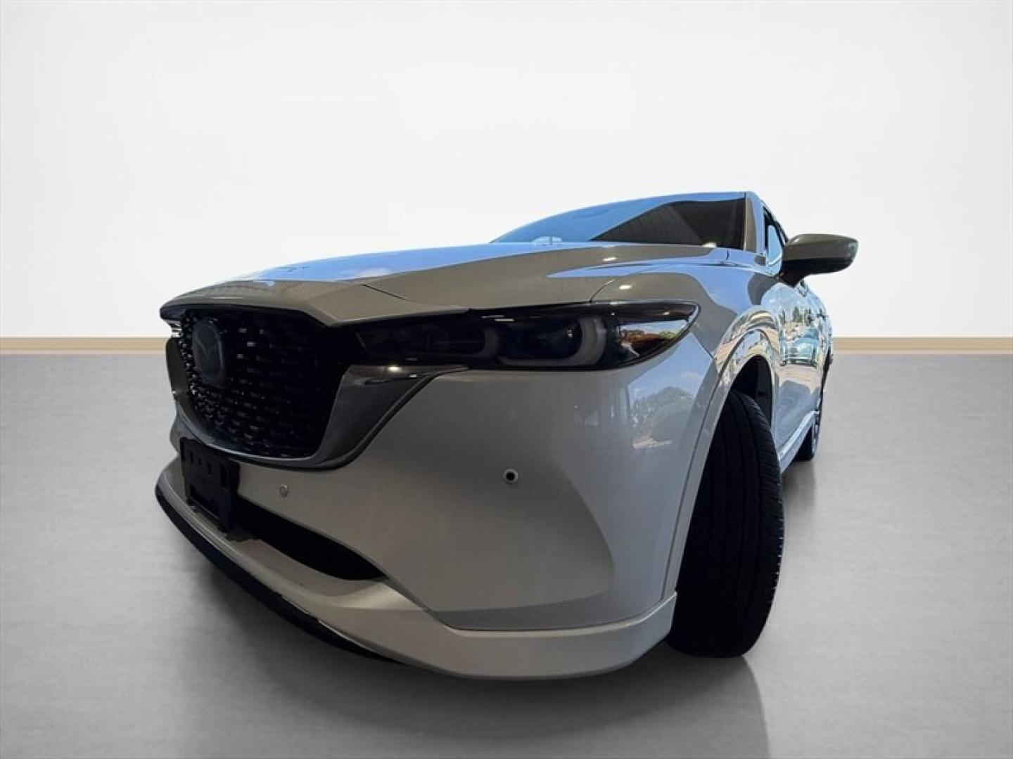 2022 Snowflake White Pearl Mica Mazda CX-5 2.5 Turbo Signature (JM3KFBXY0N0) with an 2.5 engine, Automatic transmission, located at 25355 Eames Street, Channahon, IL, 60410, (815) 467-1807, 41.429108, -88.228432 - 2022 MAZDA CX-5 SIGNATURE AWD SHE UNDERSTOOD THE ASSIGNMENT! Luxury interior? Check. Turbo power? Obviously. All-wheel drive? Because looking good shouldnt mean staying home when Chicago weather gets dramatic. This Snowflake White Pearl CX-5 Signature was over $40,000 when new and comes loaded wi- Photo#8