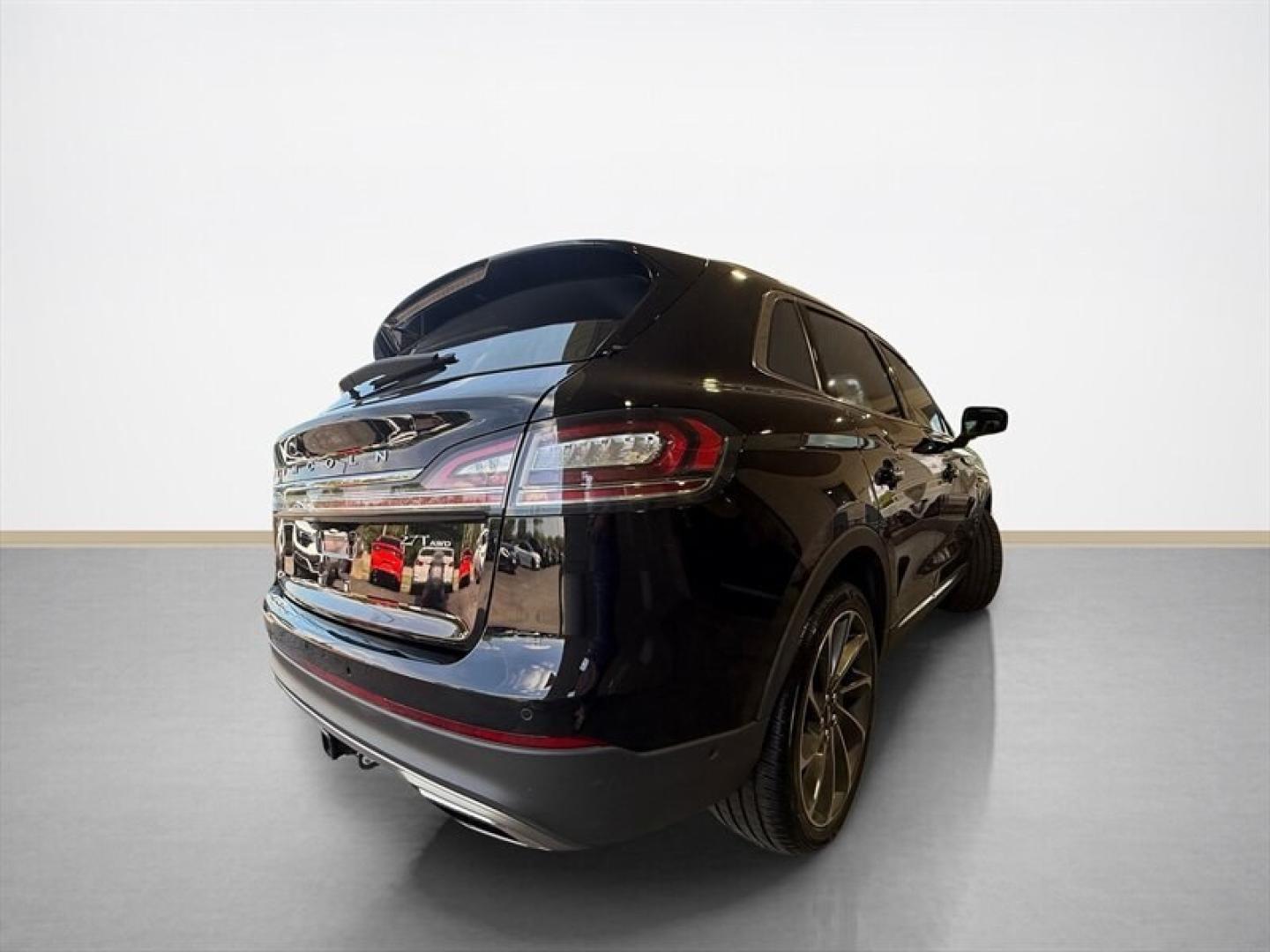 2020 Infinite Black Lincoln Nautilus Reserve (2LMPJ8KP3LB) with an 2.7L Twin Turbo V6 335hp 380ft. lbs. engine, Automatic transmission, located at 25355 Eames Street, Channahon, IL, 60410, (815) 467-1807, 41.429108, -88.228432 - LUXURY WITHOUT THE BRAND-NEW PRICE TAG! This 2020 Lincoln Nautilus Reserve AWD showed up dressed to impresswith an original MSRP of over $62,000! 2.7L Twin-Turbo V6 All-Wheel Drive Panoramic Vista Roof Heated and Ventilated Leather Seats Heated Rear Seats and Steering Wheel Navigation 3- Photo#3