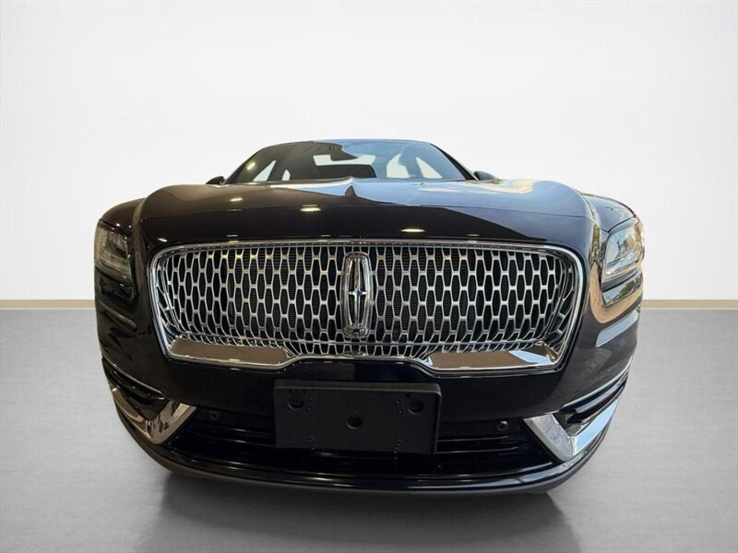 2020 Infinite Black Lincoln Nautilus Reserve (2LMPJ8KP3LB) with an 2.7L Twin Turbo V6 335hp 380ft. lbs. engine, Automatic transmission, located at 25355 Eames Street, Channahon, IL, 60410, (815) 467-1807, 41.429108, -88.228432 - LUXURY WITHOUT THE BRAND-NEW PRICE TAG! This 2020 Lincoln Nautilus Reserve AWD showed up dressed to impresswith an original MSRP of over $62,000! 2.7L Twin-Turbo V6 All-Wheel Drive Panoramic Vista Roof Heated and Ventilated Leather Seats Heated Rear Seats and Steering Wheel Navigation 3- Photo#8