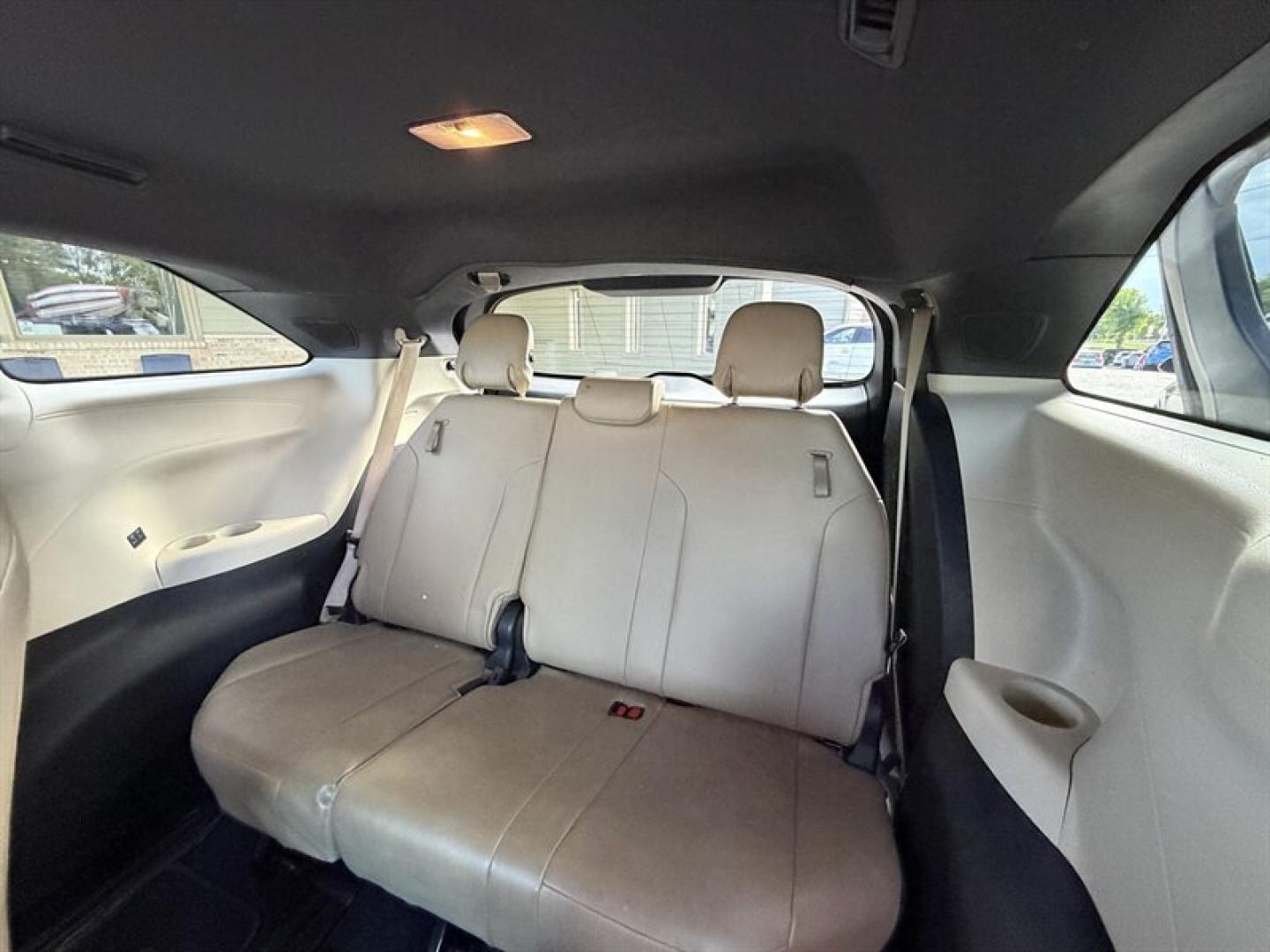 2021 Predawn Gray Mica Toyota Sienna XLE 7 Passenger (5TDJRKEC8MS) with an 2.5L Hybrid I4 245hp engine, Automatic transmission, located at 25355 Eames Street, Channahon, IL, 60410, (815) 467-1807, 41.429108, -88.228432 - Unleash the power and efficiency of the 2021 Toyota Sienna XLE 8-Passenger in striking Predawn Gray Mica. Under the hood, a beastly 2.5L Hybrid I4 engine roars with 245 horsepower, delivering electrifying performance while dominating fuel economyboasting an incredible 36 MPG both city and highway. W- Photo#16