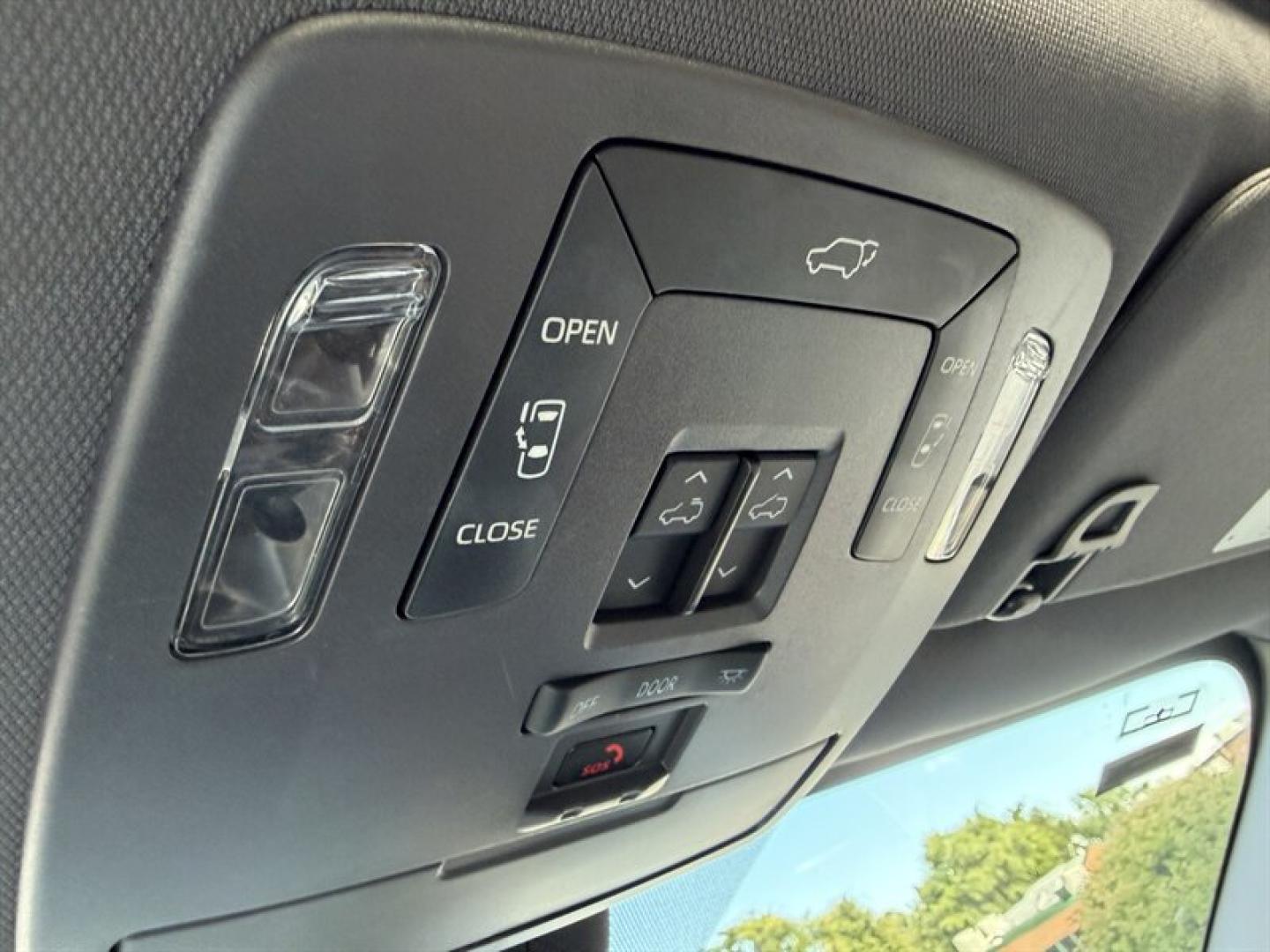 2021 Predawn Gray Mica Toyota Sienna XLE 7 Passenger (5TDJRKEC8MS) with an 2.5L Hybrid I4 245hp engine, Automatic transmission, located at 25355 Eames Street, Channahon, IL, 60410, (815) 467-1807, 41.429108, -88.228432 - Unleash the power and efficiency of the 2021 Toyota Sienna XLE 8-Passenger in striking Predawn Gray Mica. Under the hood, a beastly 2.5L Hybrid I4 engine roars with 245 horsepower, delivering electrifying performance while dominating fuel economyboasting an incredible 36 MPG both city and highway. W- Photo#31