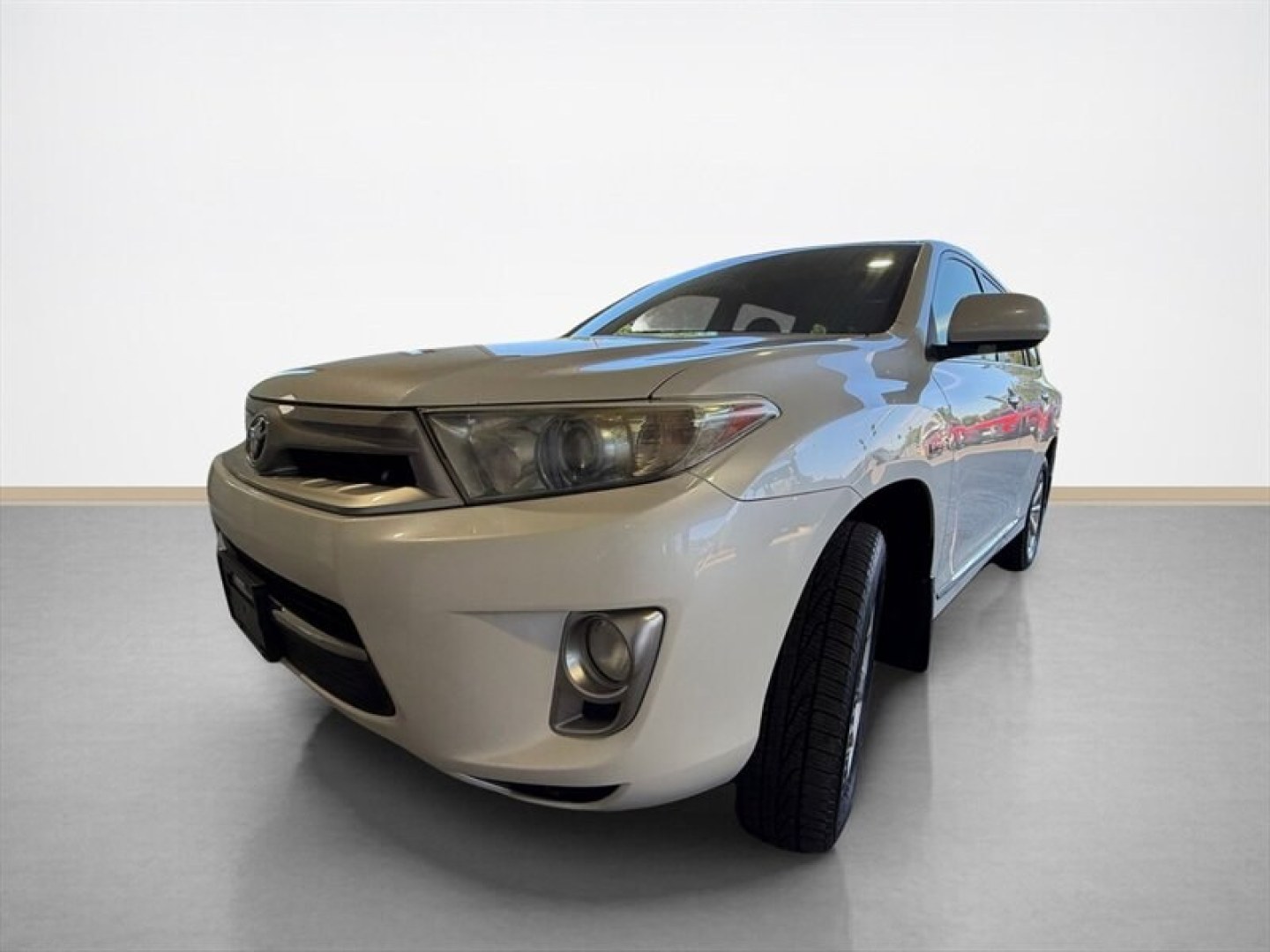 2012 Blizzard Pearl Toyota Highlander Hybrid Limited (JTEDC3EH4C2) with an 3.5L Hybrid V6 280hp engine, Automatic transmission, located at 25355 Eames Street, Channahon, IL, 60410, (815) 467-1807, 41.429108, -88.228432 - Looking for a ride thats as smart as it is stylish? Check out this 2012 Toyota Highlander Hybrid Limited the eco-friendly powerhouse that doesnt hold back on luxury or performance. Under the hood, it rocks a 3.5L Hybrid V6 engine pumping out a solid 280 horsepower. Translation: smooth acceleration- Photo#7