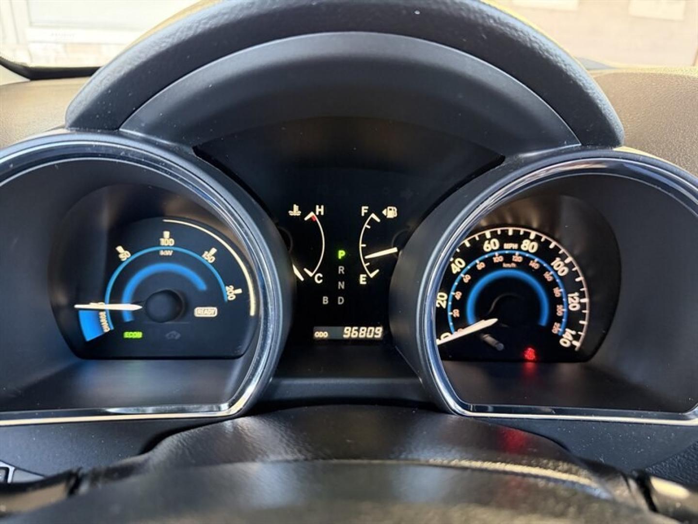 2012 Blizzard Pearl Toyota Highlander Hybrid Limited (JTEDC3EH4C2) with an 3.5L Hybrid V6 280hp engine, Automatic transmission, located at 25355 Eames Street, Channahon, IL, 60410, (815) 467-1807, 41.429108, -88.228432 - Looking for a ride thats as smart as it is stylish? Check out this 2012 Toyota Highlander Hybrid Limited the eco-friendly powerhouse that doesnt hold back on luxury or performance. Under the hood, it rocks a 3.5L Hybrid V6 engine pumping out a solid 280 horsepower. Translation: smooth acceleration- Photo#23