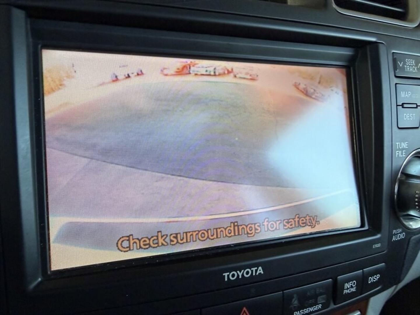 2012 Blizzard Pearl Toyota Highlander Hybrid Limited (JTEDC3EH4C2) with an 3.5L Hybrid V6 280hp engine, Automatic transmission, located at 25355 Eames Street, Channahon, IL, 60410, (815) 467-1807, 41.429108, -88.228432 - Looking for a ride thats as smart as it is stylish? Check out this 2012 Toyota Highlander Hybrid Limited the eco-friendly powerhouse that doesnt hold back on luxury or performance. Under the hood, it rocks a 3.5L Hybrid V6 engine pumping out a solid 280 horsepower. Translation: smooth acceleration- Photo#29