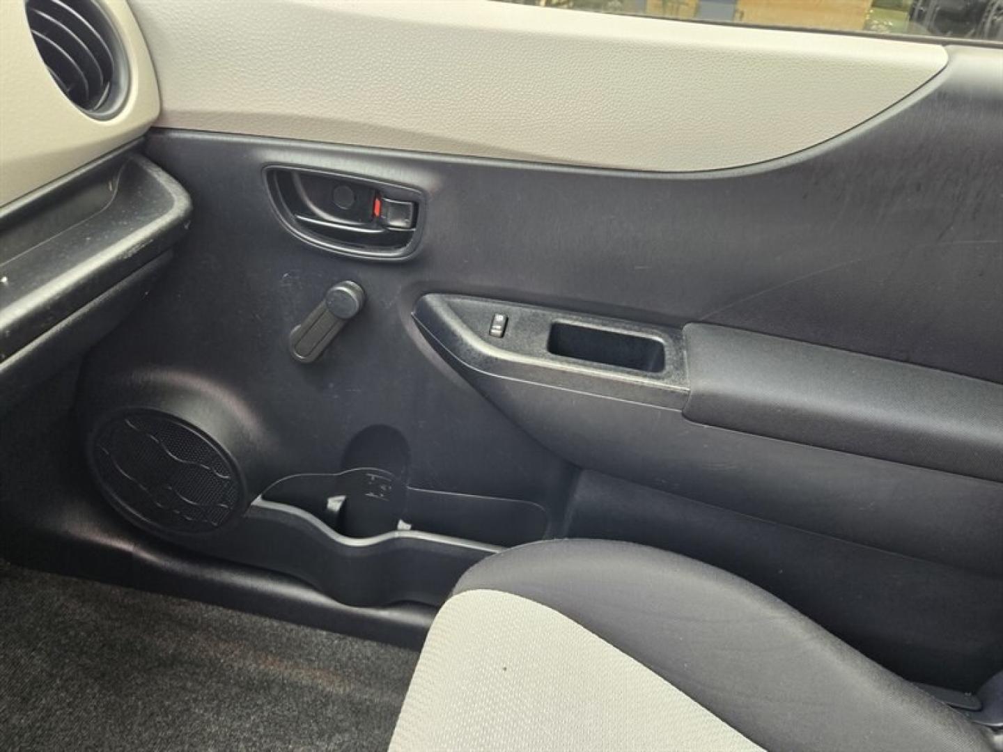 2013 Super White Toyota Yaris L (JTDJTUD36DD) with an 1.5L I4 106hp 103ft. lbs. engine, Automatic transmission, located at 25355 Eames Street, Channahon, IL, 60410, (815) 467-1807, 41.429108, -88.228432 - This 2013 Toyota Yaris 3-Door L offers a reliable and efficient driving experience with its 1.5L I4 engine delivering 106 horsepower and 103 ft-lbs of torque. The exterior is finished in White, complemented by a Gray interior, providing a clean and classic appearance. Equipped with factory standard- Photo#18