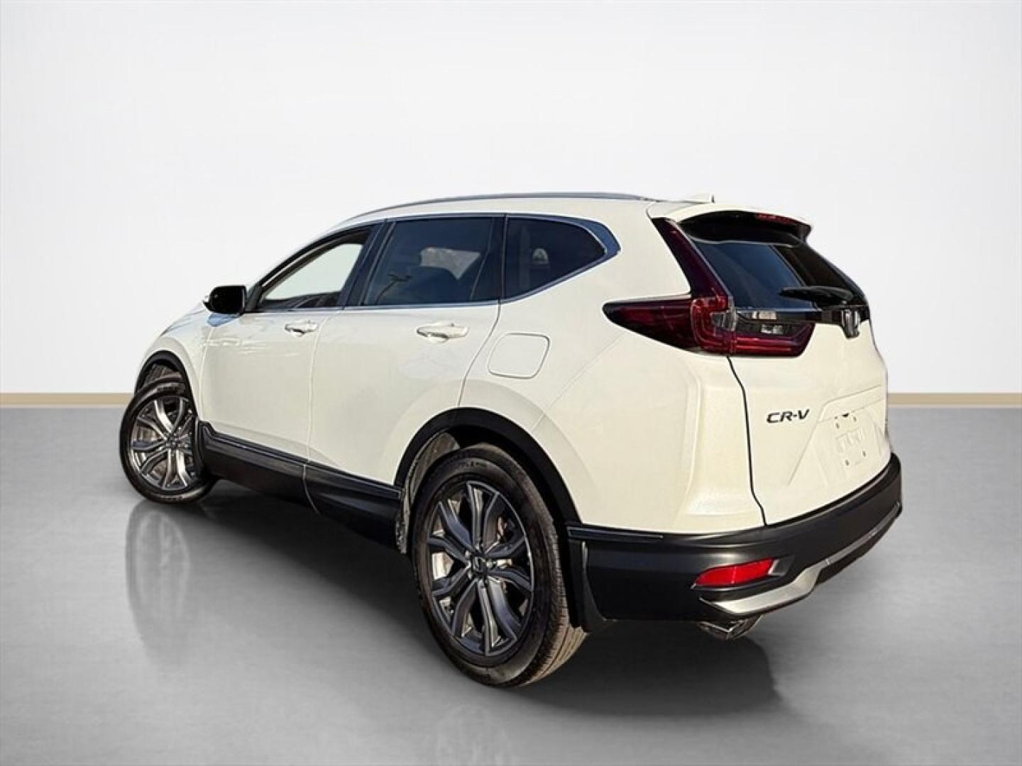 2021 Platinum White Pearl Honda CR-V Touring (7FARW2H9XME) with an 1.5L Turbo I4 190hp 179ft. lbs. engine, Automatic transmission, located at 25355 Eames Street, Channahon, IL, 60410, (815) 467-1807, 41.429108, -88.228432 - The 2021 Honda CR-V Touring is a well-equipped compact SUV that combines performance, comfort, and advanced technology. Powered by a 1.5L Turbocharged Inline-4 engine, it delivers 190 horsepower and 179 lb-ft of torque, providing a balanced blend of power and efficiency. This model achieves an estim- Photo#6