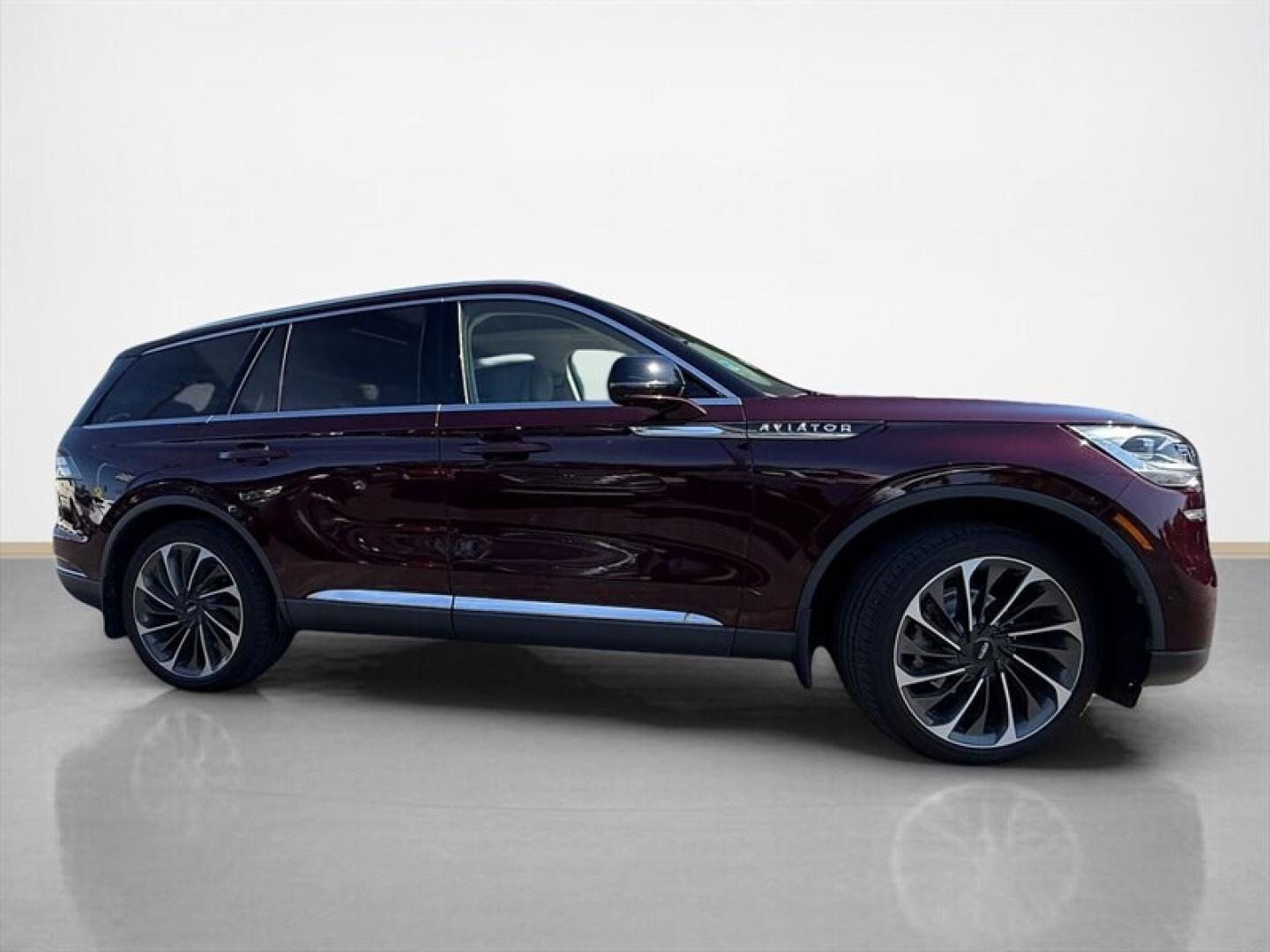 2020 Red Carpet Tinted Clearcoat Lincoln Aviator Reserve Premium (5LM5J7XC8LG) with an 3.0L Twin Turbo V6 400hp 415ft. lbs. engine, Automatic transmission, located at 25355 Eames Street, Channahon, IL, 60410, (815) 467-1807, 41.429108, -88.228432 - 2020 Lincoln Aviator Reserve AWD Because having standards should come with heated leather. Finished in Burgundy Velvet with Sandstone leather, this Aviator brings a little first-class treatment to your everyday drive. Twin-turbocharged 3.0L V6 10-speed automatic transmission All-wheel drive Pa- Photo#1