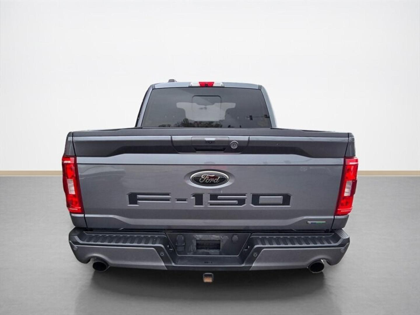 2022 Carbonized Gray Ford F-150 XLT (1FTFW1E89NF) with an EcoBoost 3.5L Twin Turbo V6 400hp 500ft. lbs. engine, Automatic transmission, located at 25355 Eames Street, Channahon, IL, 60410, (815) 467-1807, 41.429108, -88.228432 - 2022 FORD F-150 XLT SUPERCREW 4X4 OVER $11,000 IN EXTRA FACTORY OPTIONS! Some trucks come with the basics. This one checked the upgrade boxes. 3.5L EcoBoost V6 with 10-speed automatic XLT Black Appearance Package with 20" gloss-black wheels Black leather-trimmed seats Twin-panel moonroof FX4- Photo#4