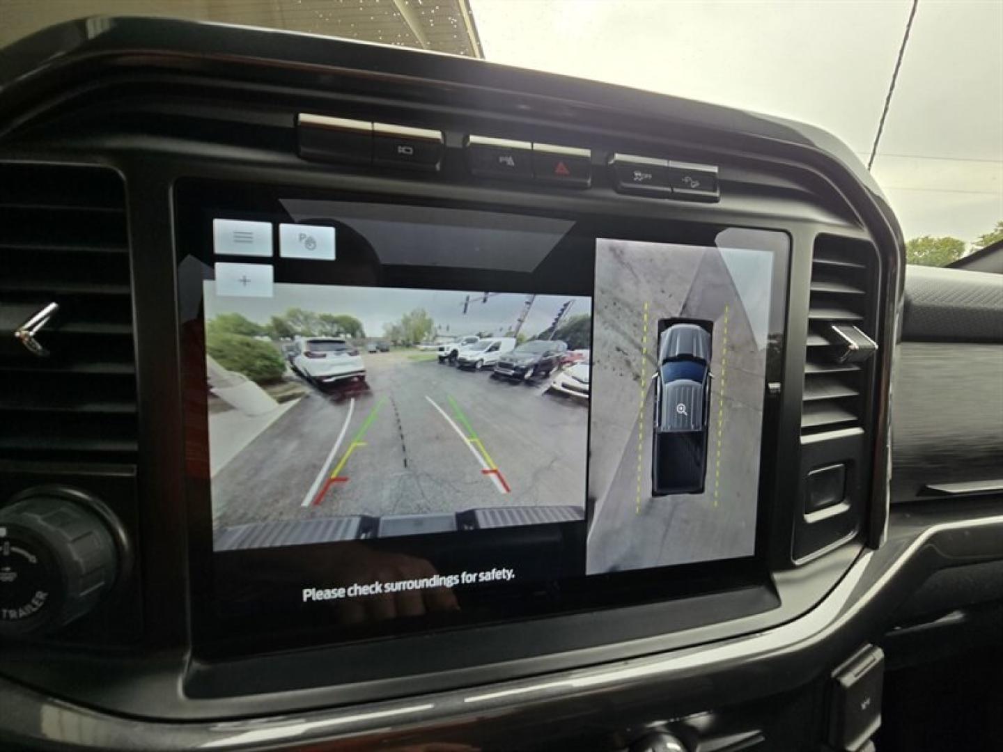 2022 Carbonized Gray Ford F-150 XLT (1FTFW1E89NF) with an EcoBoost 3.5L Twin Turbo V6 400hp 500ft. lbs. engine, Automatic transmission, located at 25355 Eames Street, Channahon, IL, 60410, (815) 467-1807, 41.429108, -88.228432 - 2022 FORD F-150 XLT SUPERCREW 4X4 OVER $11,000 IN EXTRA FACTORY OPTIONS! Some trucks come with the basics. This one checked the upgrade boxes. 3.5L EcoBoost V6 with 10-speed automatic XLT Black Appearance Package with 20" gloss-black wheels Black leather-trimmed seats Twin-panel moonroof FX4- Photo#22