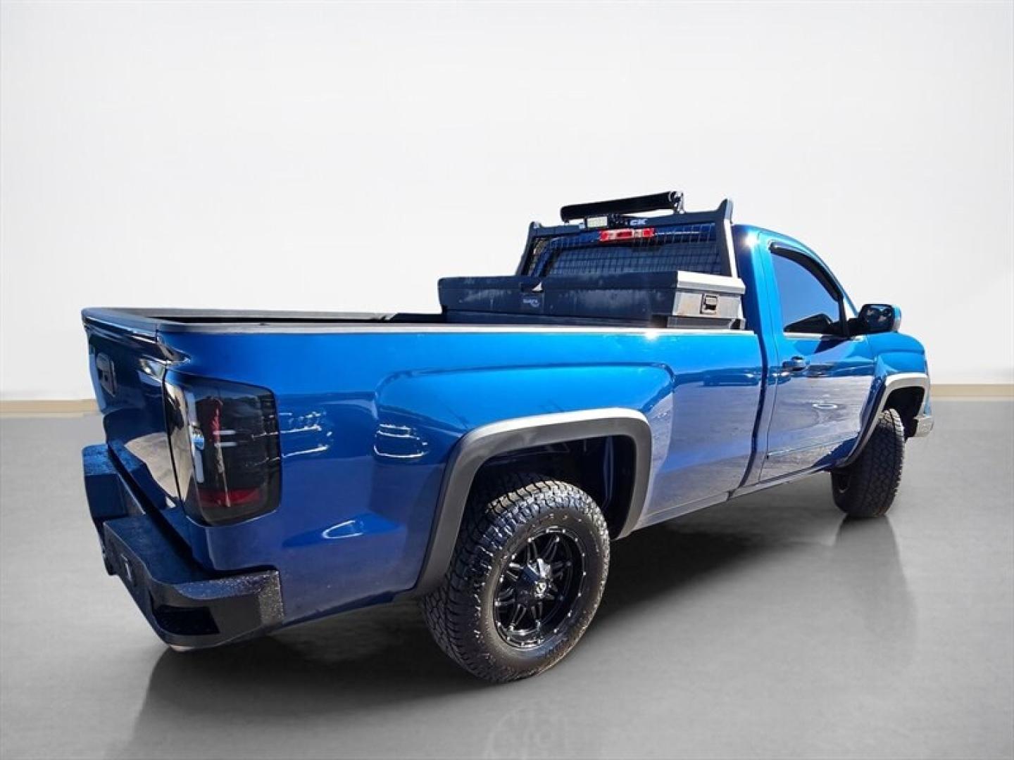 2015 Blue Chevrolet Silverado 1500 LT LT1 (1GCNKREC6FZ) with an EcoTec3 5.3L V8 355hp 383ft. lbs. engine, Automatic transmission, located at 25355 Eames Street, Channahon, IL, 60410, (815) 467-1807, 41.429108, -88.228432 - Unleash the power of the 2015 Chevrolet Silverado 1500 LT, a beast built to dominate every road and job site. Under the hood roars a robust EcoTec3 5.3L V8 engine pumping out a fierce 355 horsepower and 383 lb-ft of torquethis truck doesnt just move, it conquers. Dressed in a striking Deep Ocean Bl- Photo#4